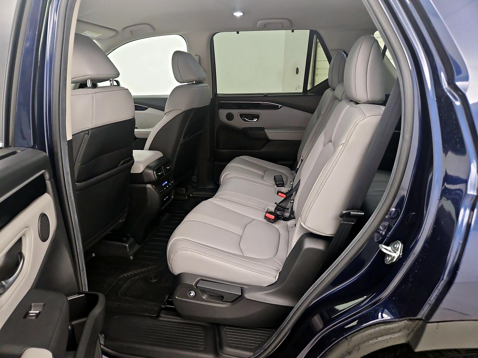 Thumbnail: 2025 Honda Pilot - 19