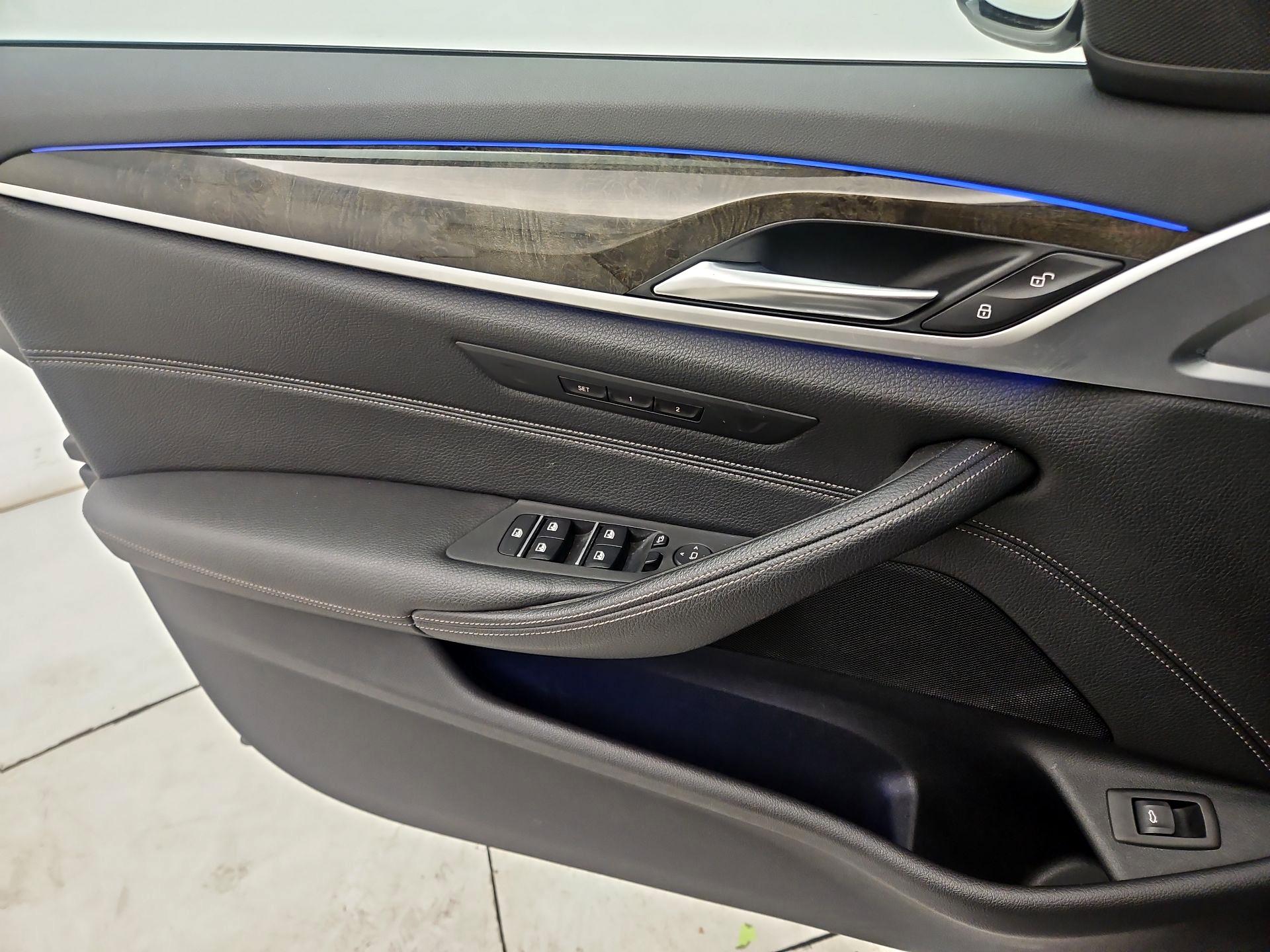 Thumbnail: 2020 BMW 5 Series - 12