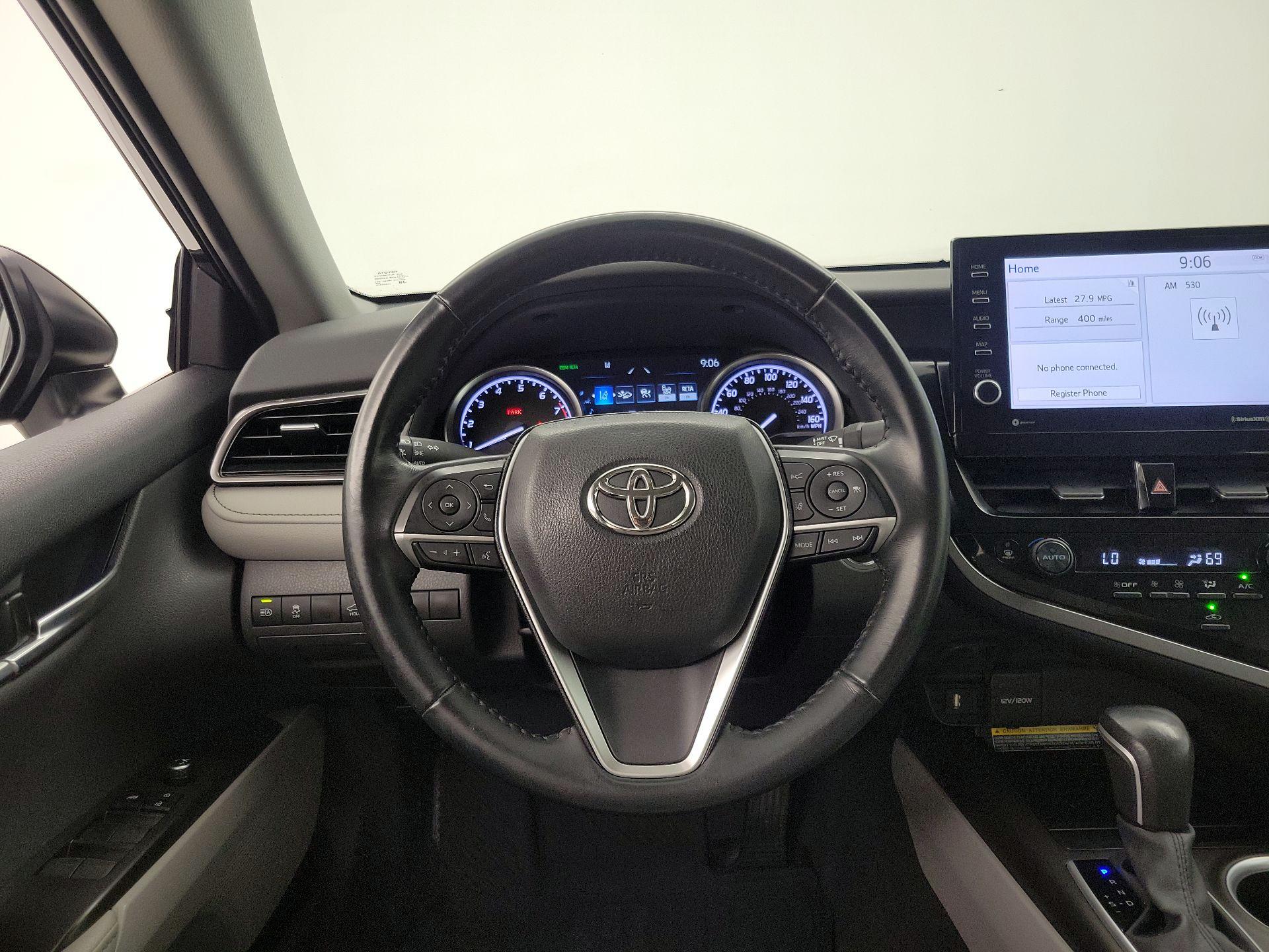 Thumbnail: 2021 Toyota Camry - 10