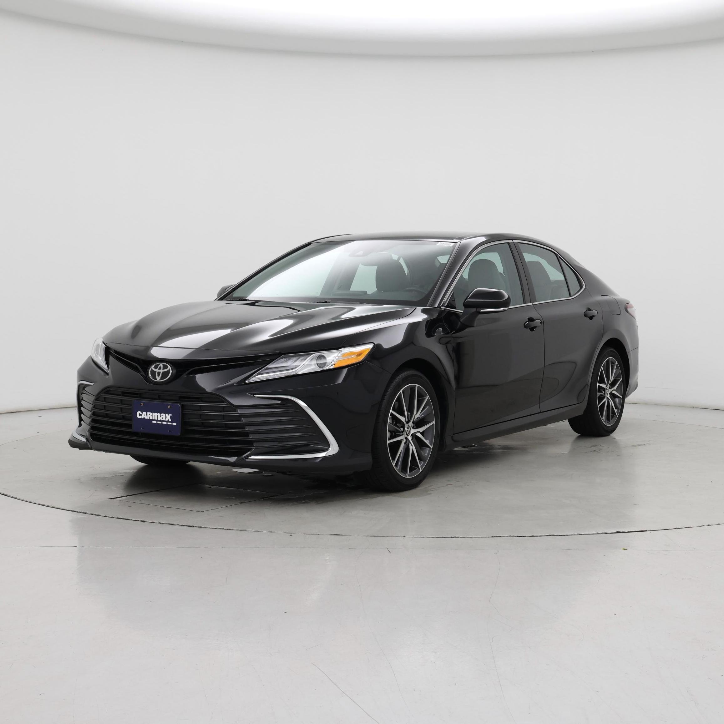 Thumbnail: 2021 Toyota Camry - 4