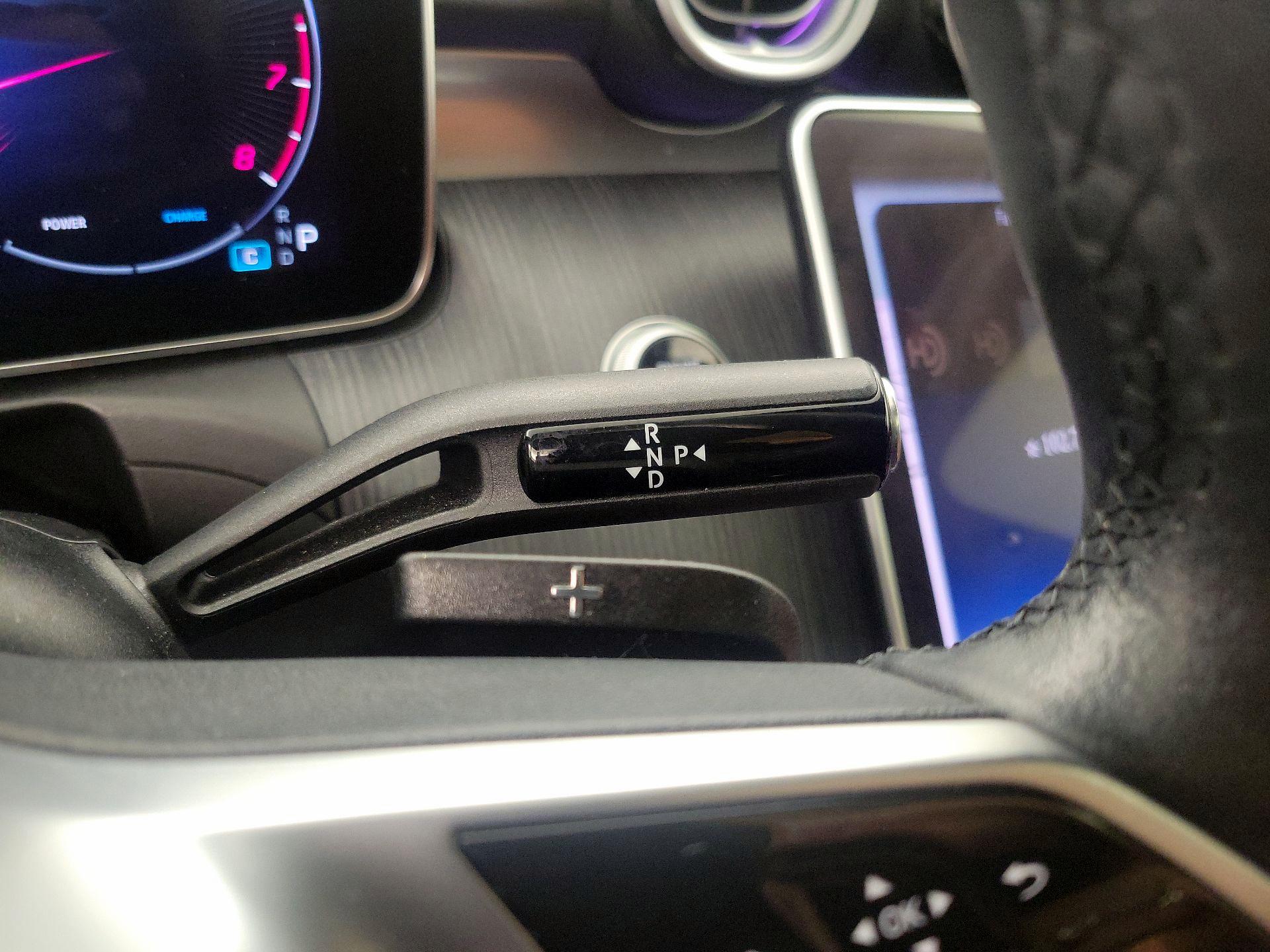 Thumbnail: 2022 Mercedes-Benz C-Class - 18