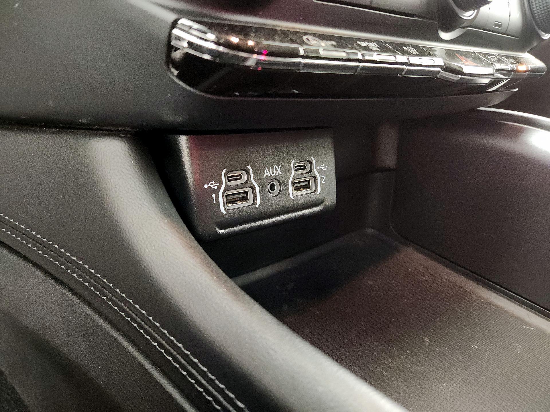 Thumbnail: 2022 Dodge Durango - 18