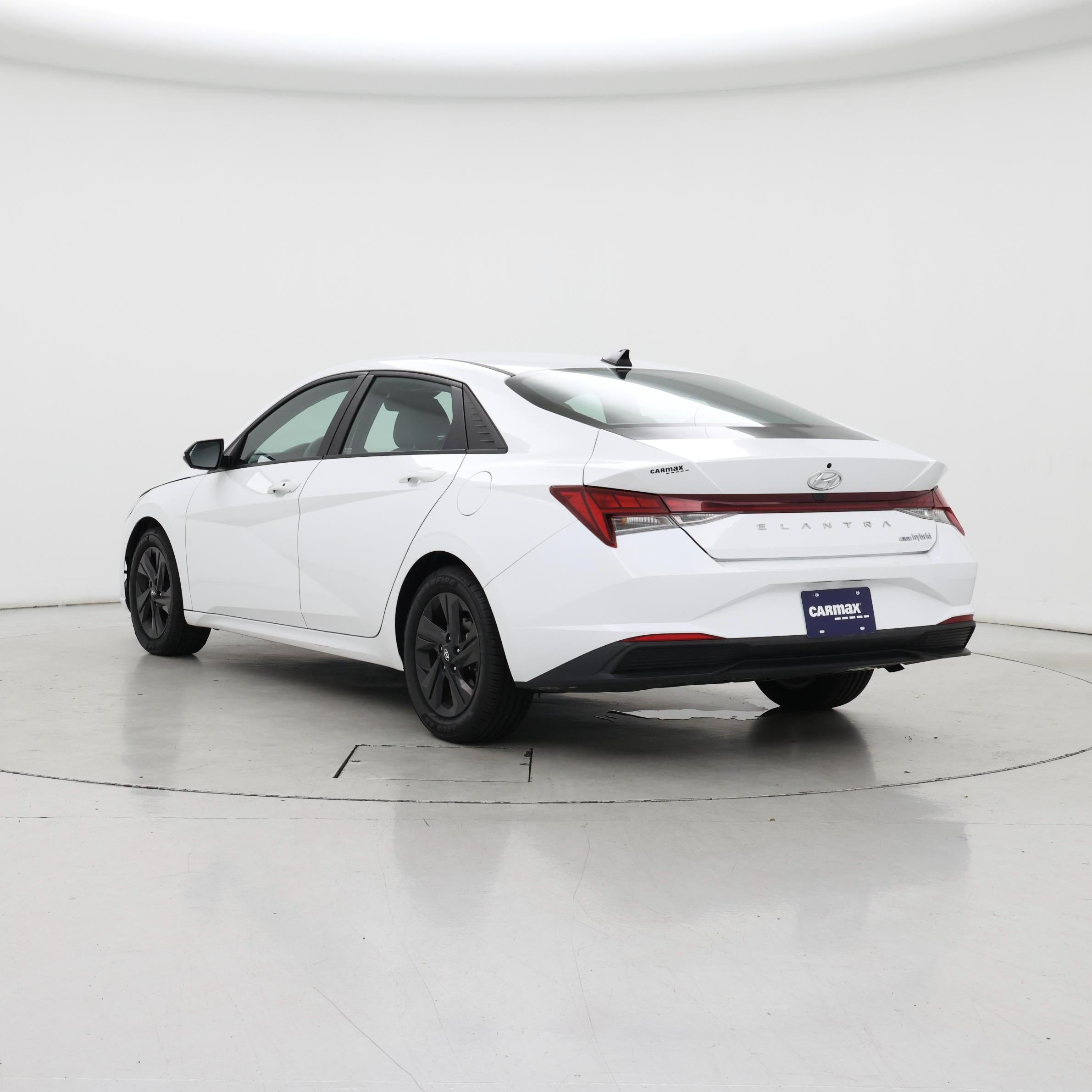 Thumbnail: 2021 Hyundai Elantra - 2
