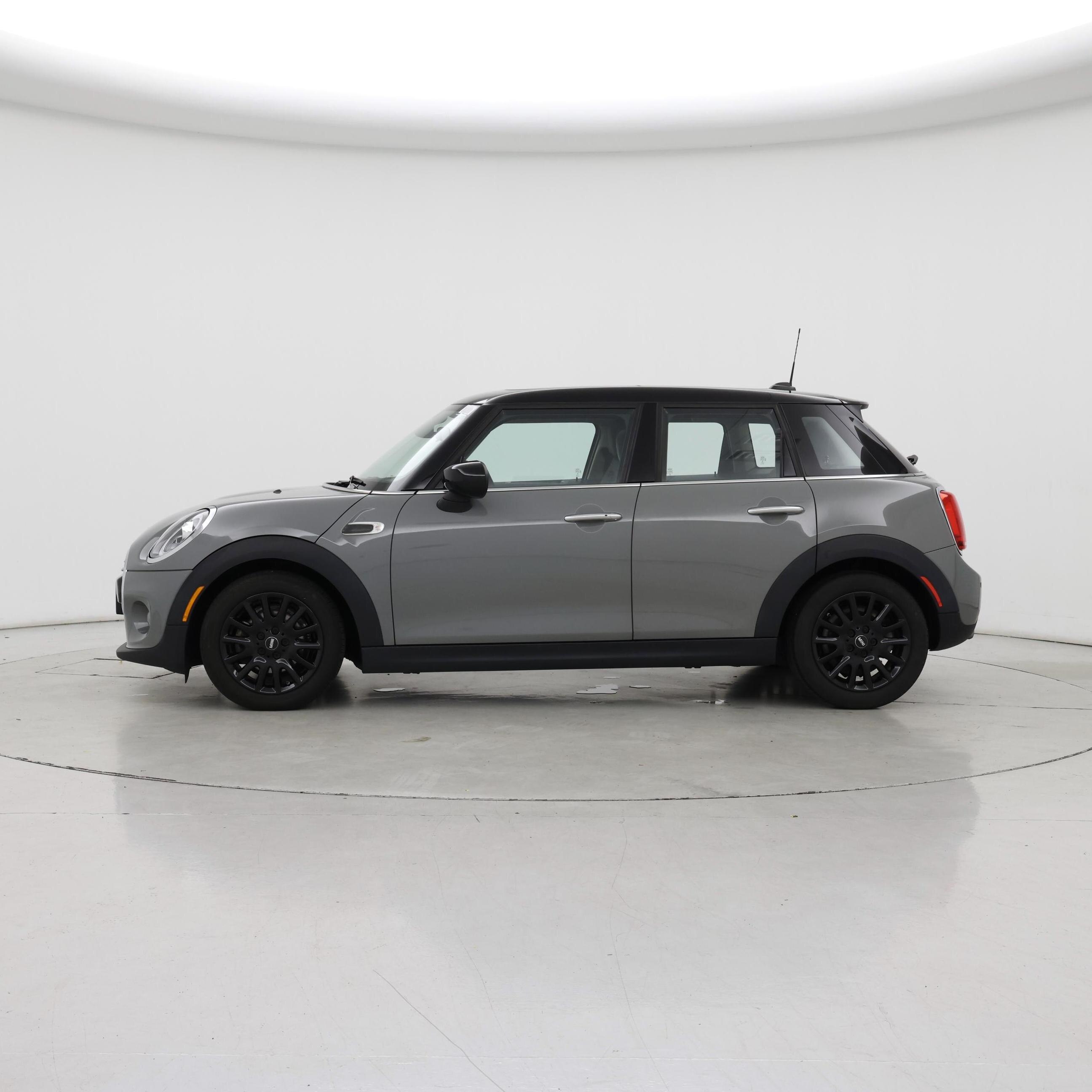 Thumbnail: 2020 MINI Cooper Hardtop - 3