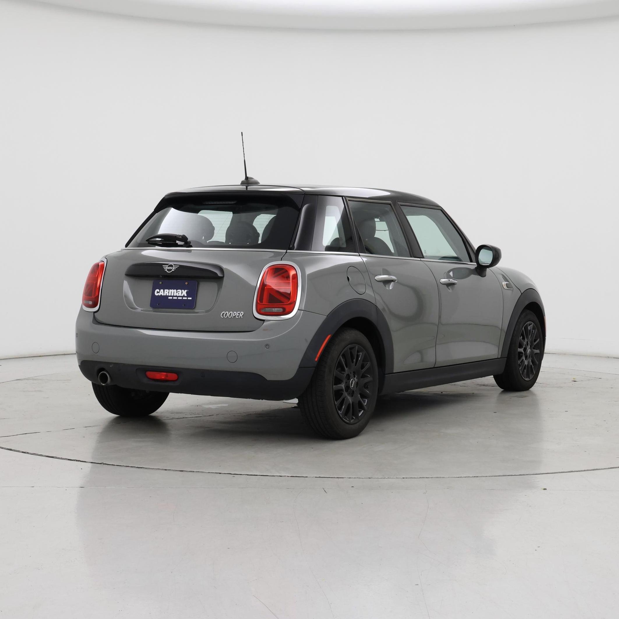 Thumbnail: 2020 MINI Cooper Hardtop - 8