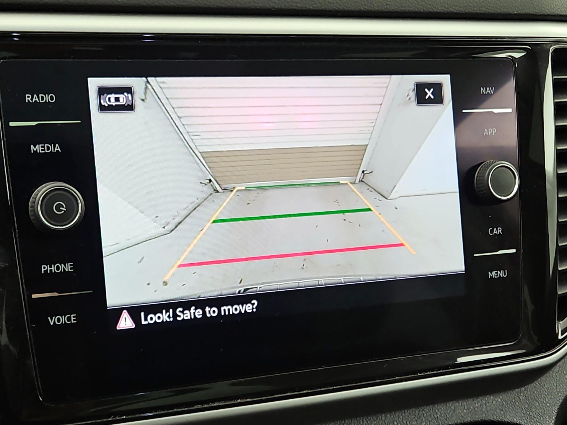 Thumbnail: 2022 Volkswagen Atlas - 15