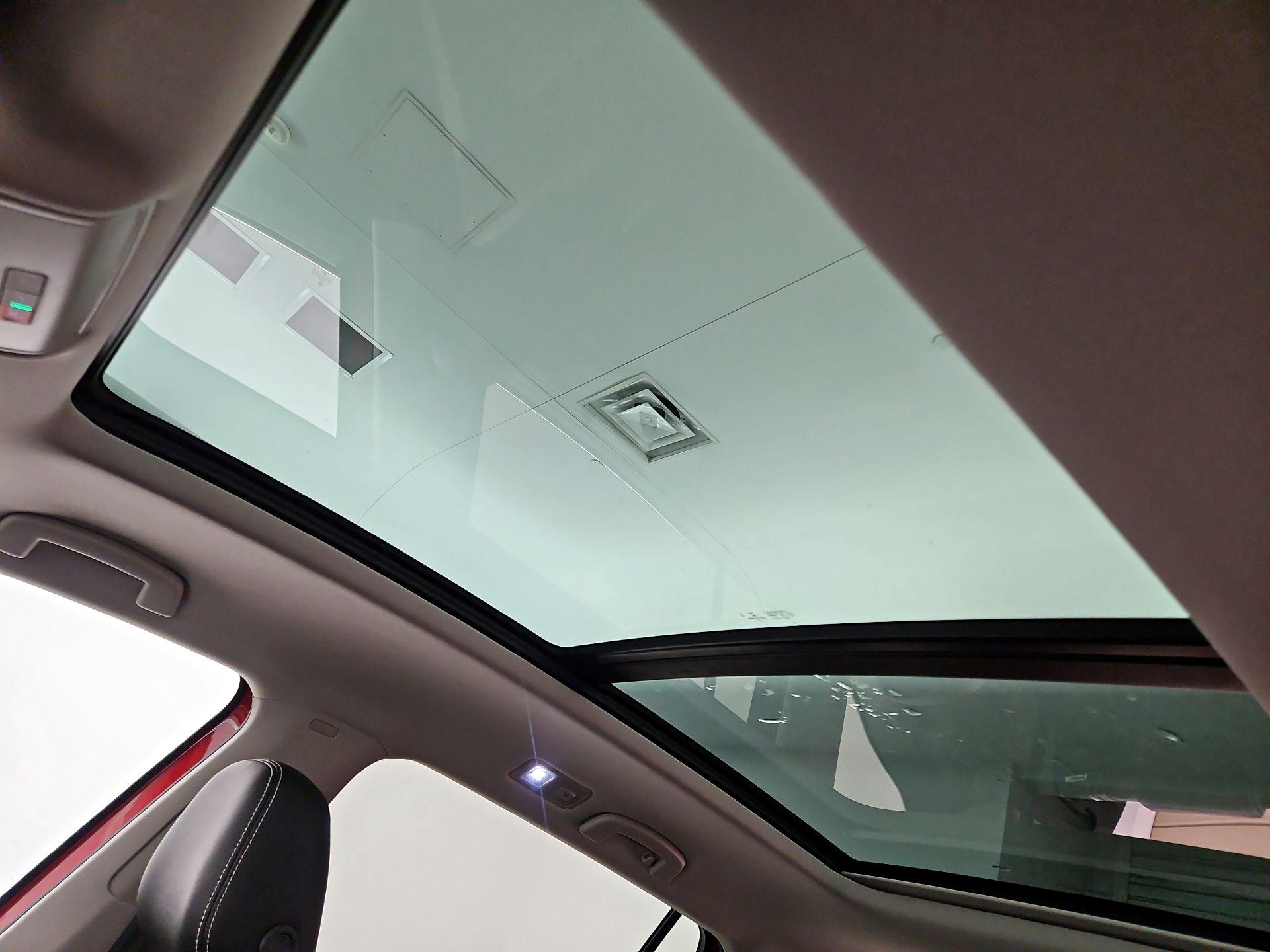 Thumbnail: 2022 Volkswagen Atlas - 20