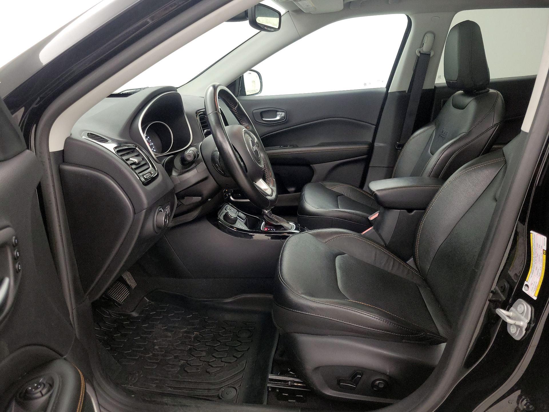 Thumbnail: 2021 Jeep Compass - 11