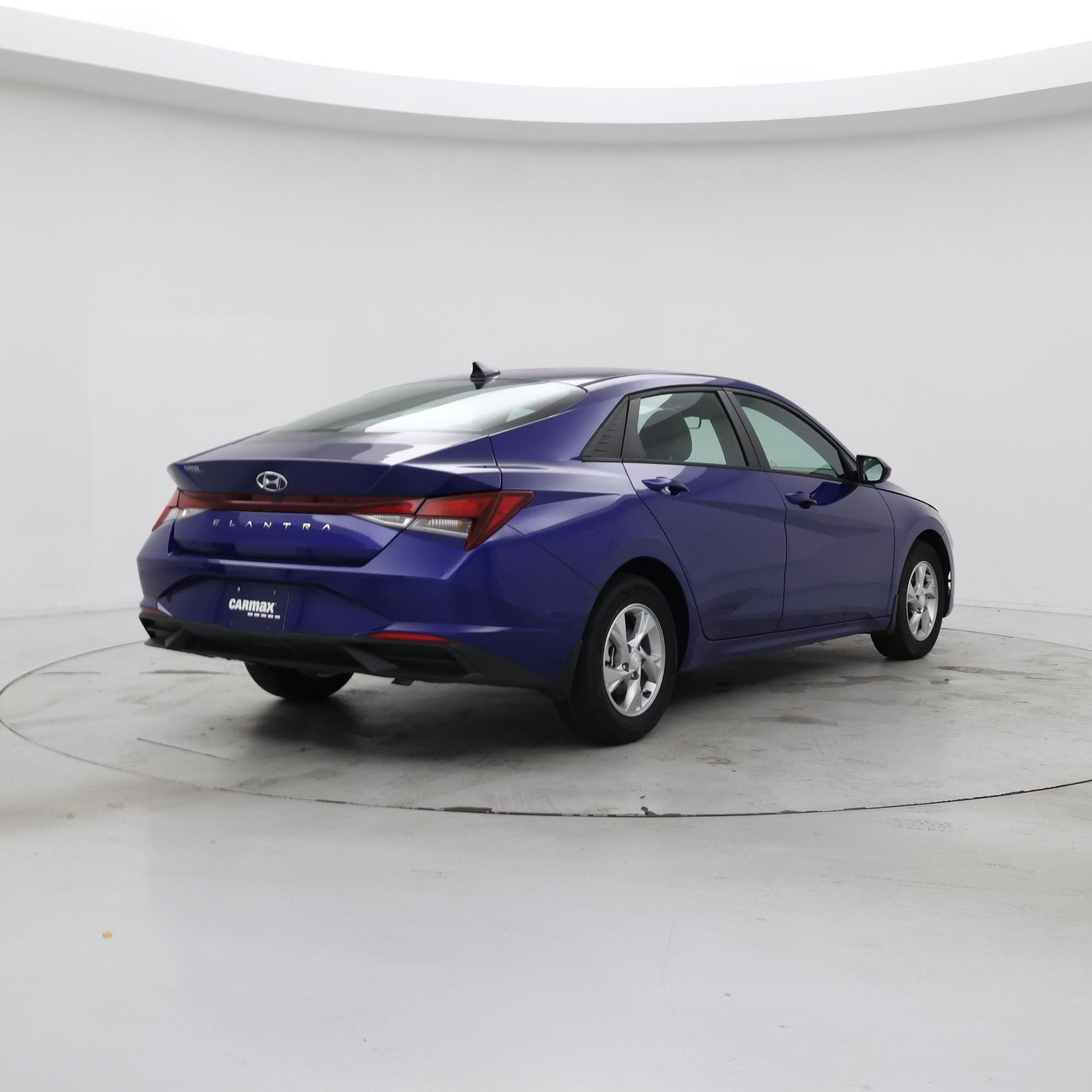 Thumbnail: 2022 Hyundai Elantra - 8