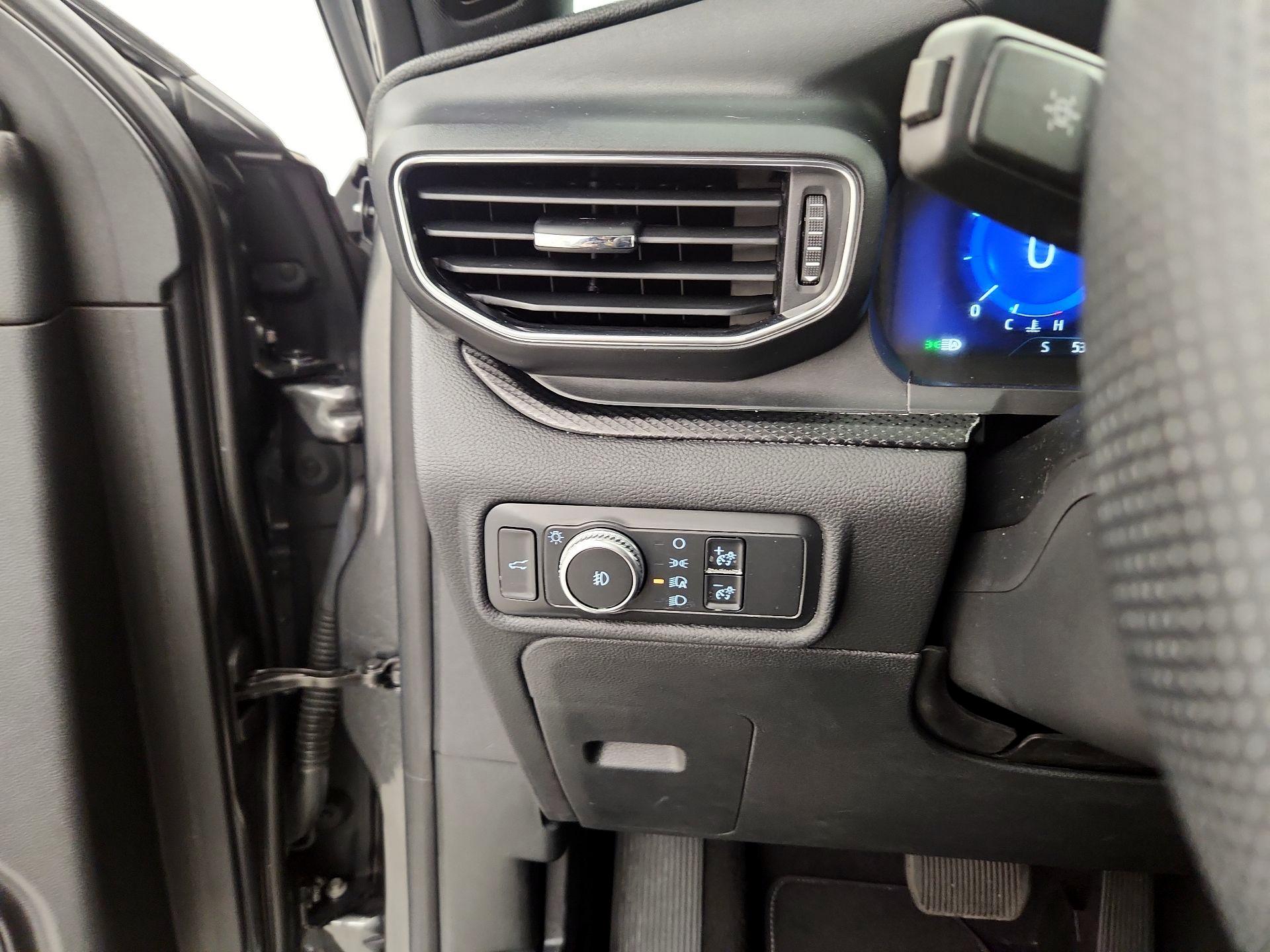 Thumbnail: 2020 Ford Explorer - 13