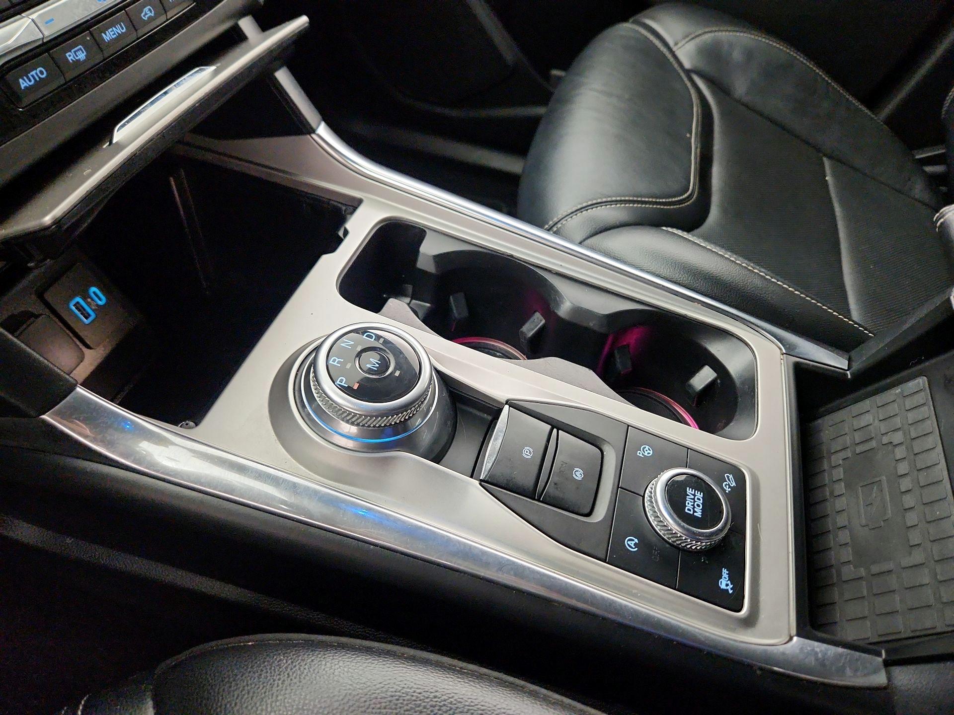 Thumbnail: 2020 Ford Explorer - 18