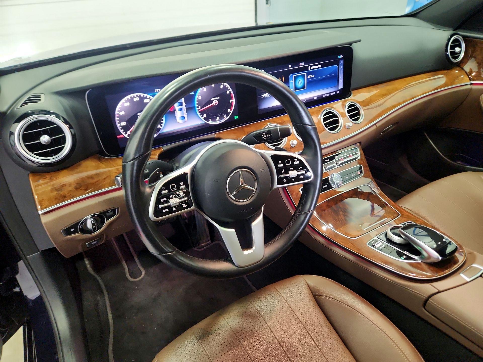 Thumbnail: 2020 Mercedes-Benz E-Class - 9
