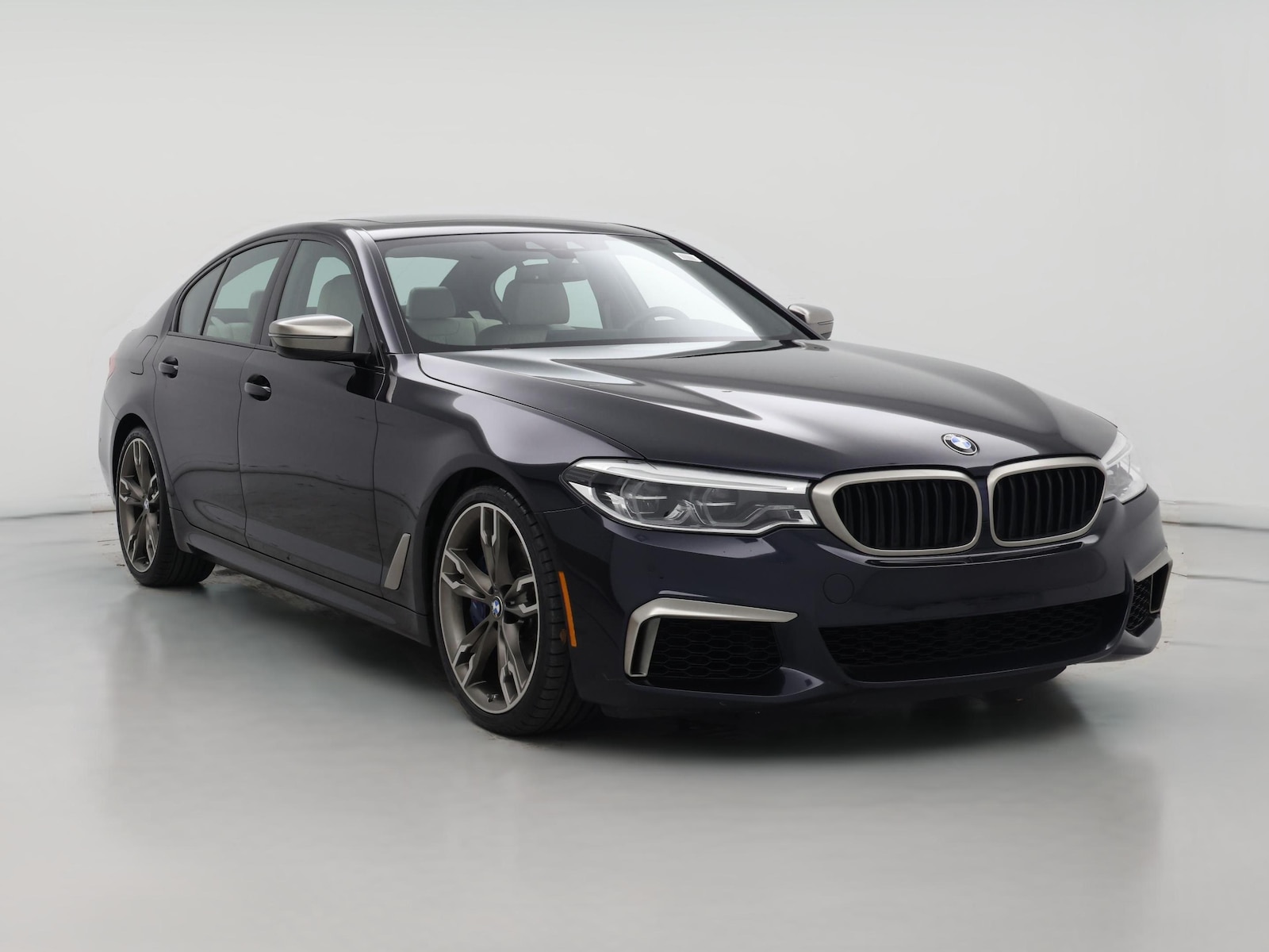 2020 BMW 5 Series M550i