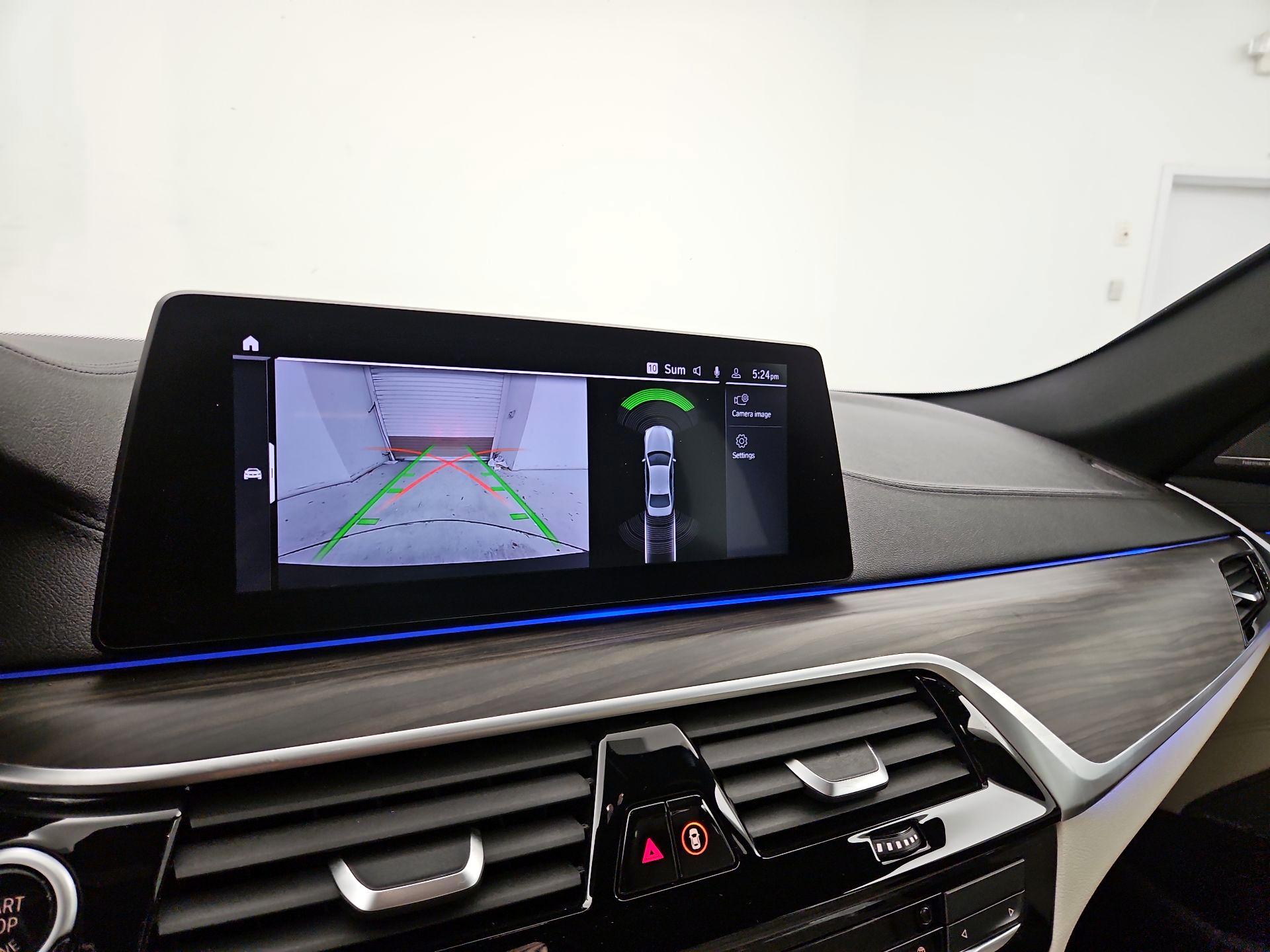 Thumbnail: 2020 BMW 5 Series - 14