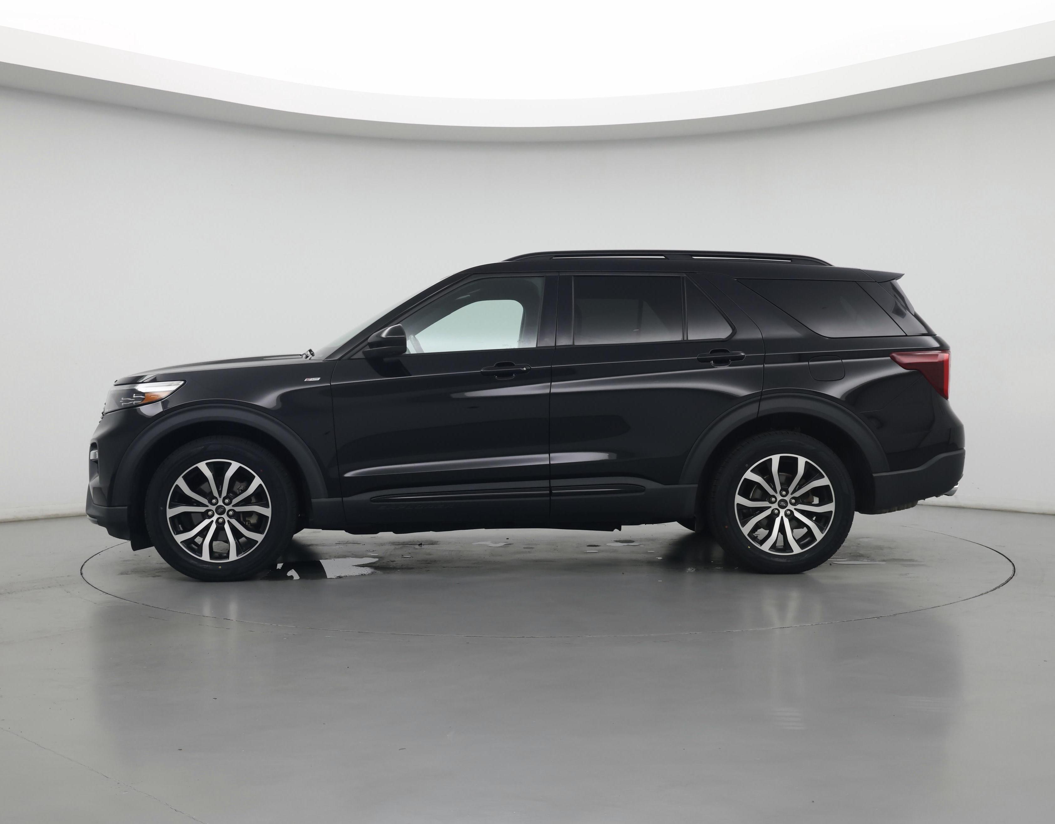 Thumbnail: 2022 Ford Explorer - 3