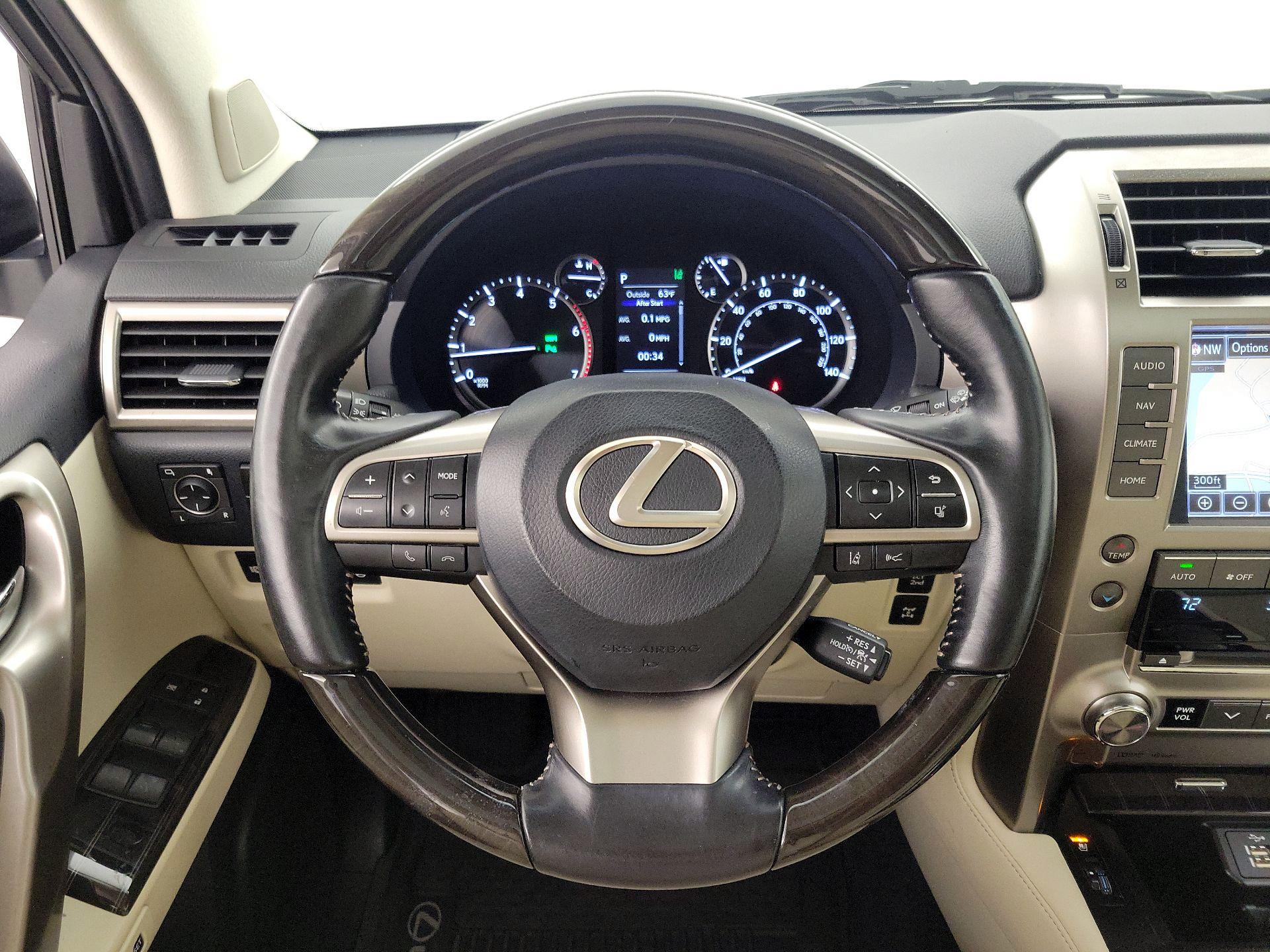 Thumbnail: 2021 Lexus GX - 10
