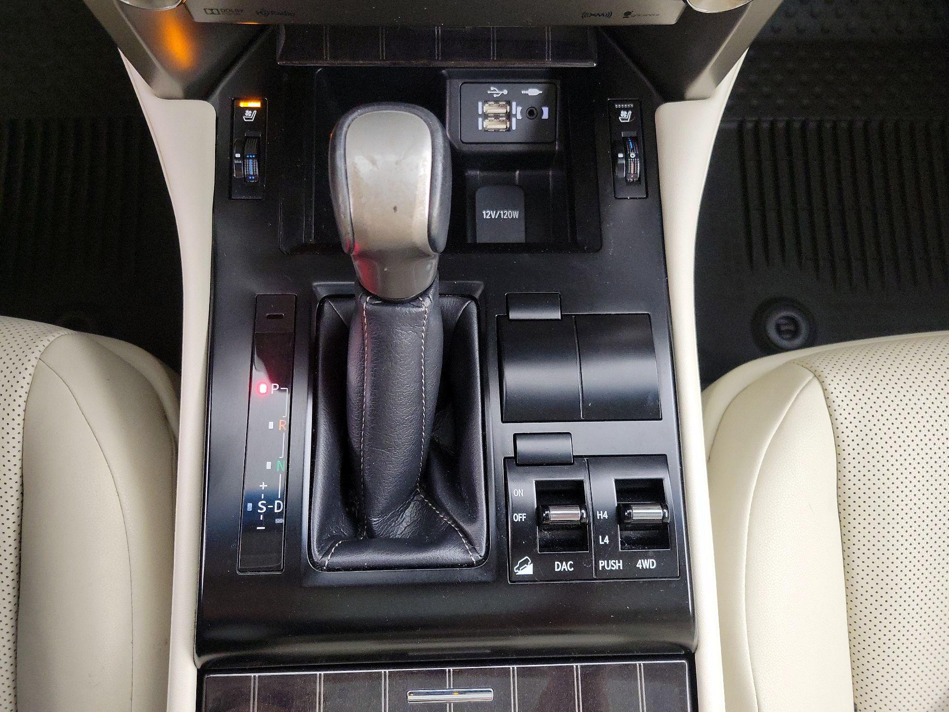 Thumbnail: 2021 Lexus GX - 18