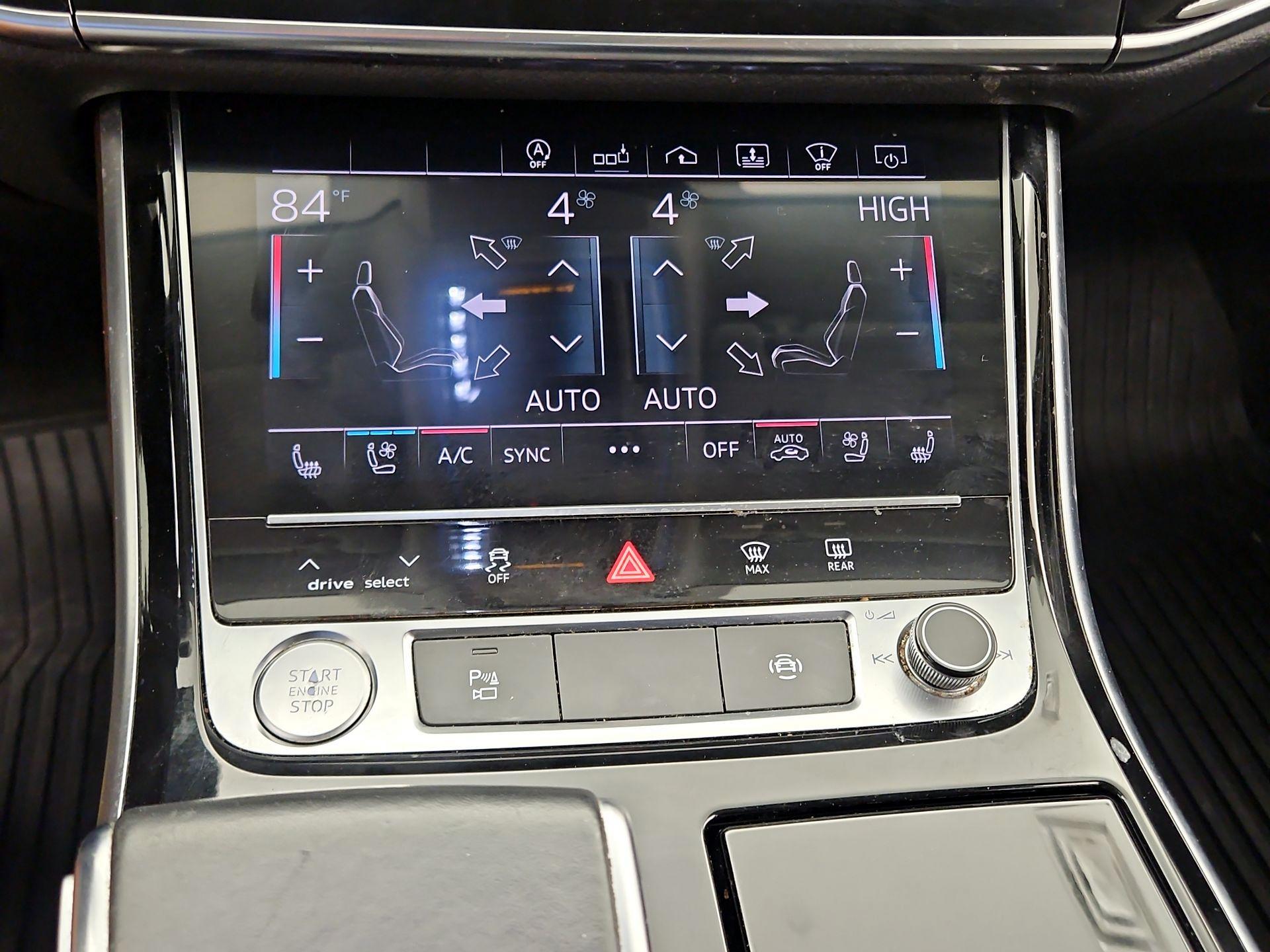 Thumbnail: 2020 Audi A8 - 16