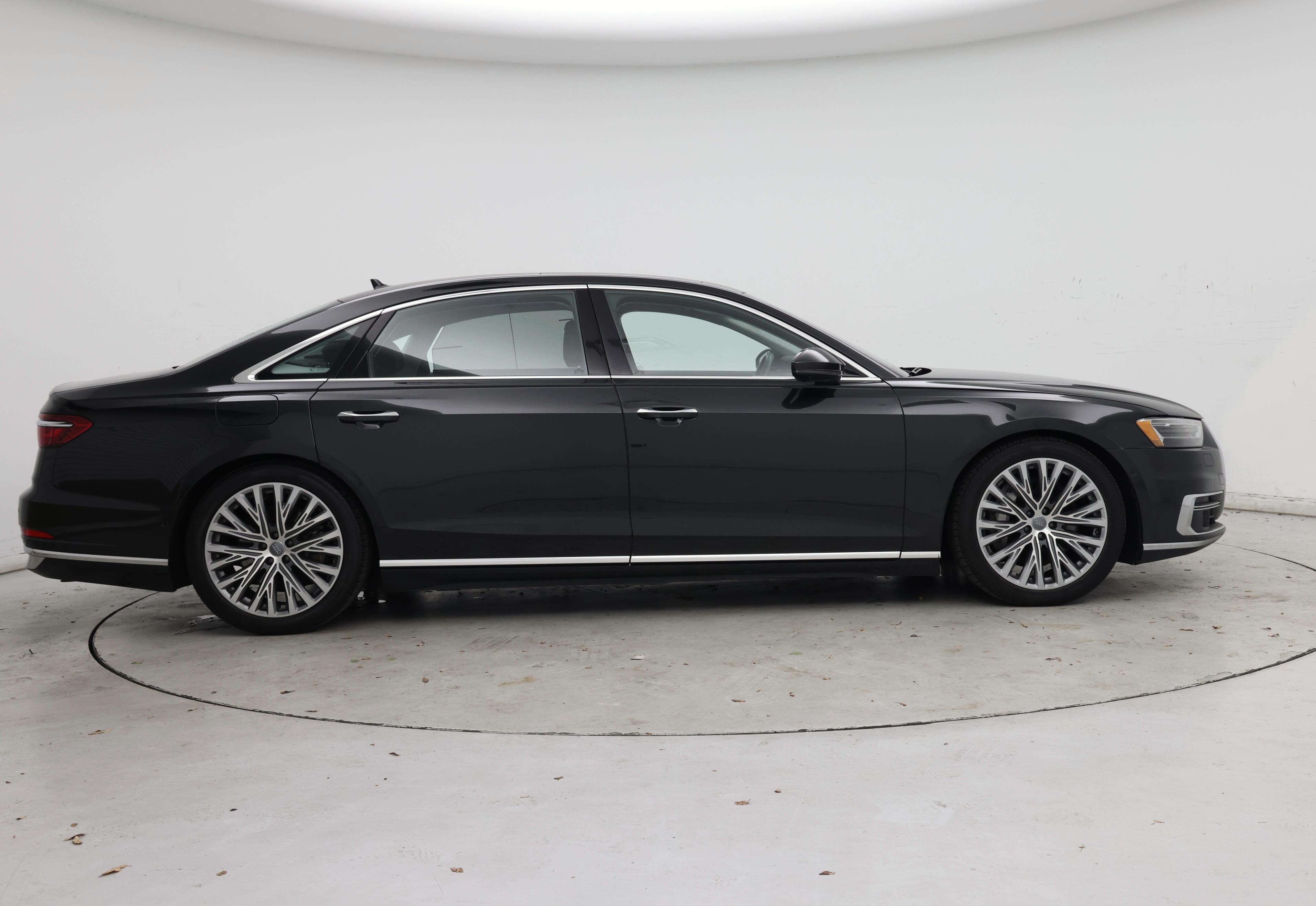 Thumbnail: 2020 Audi A8 - 7