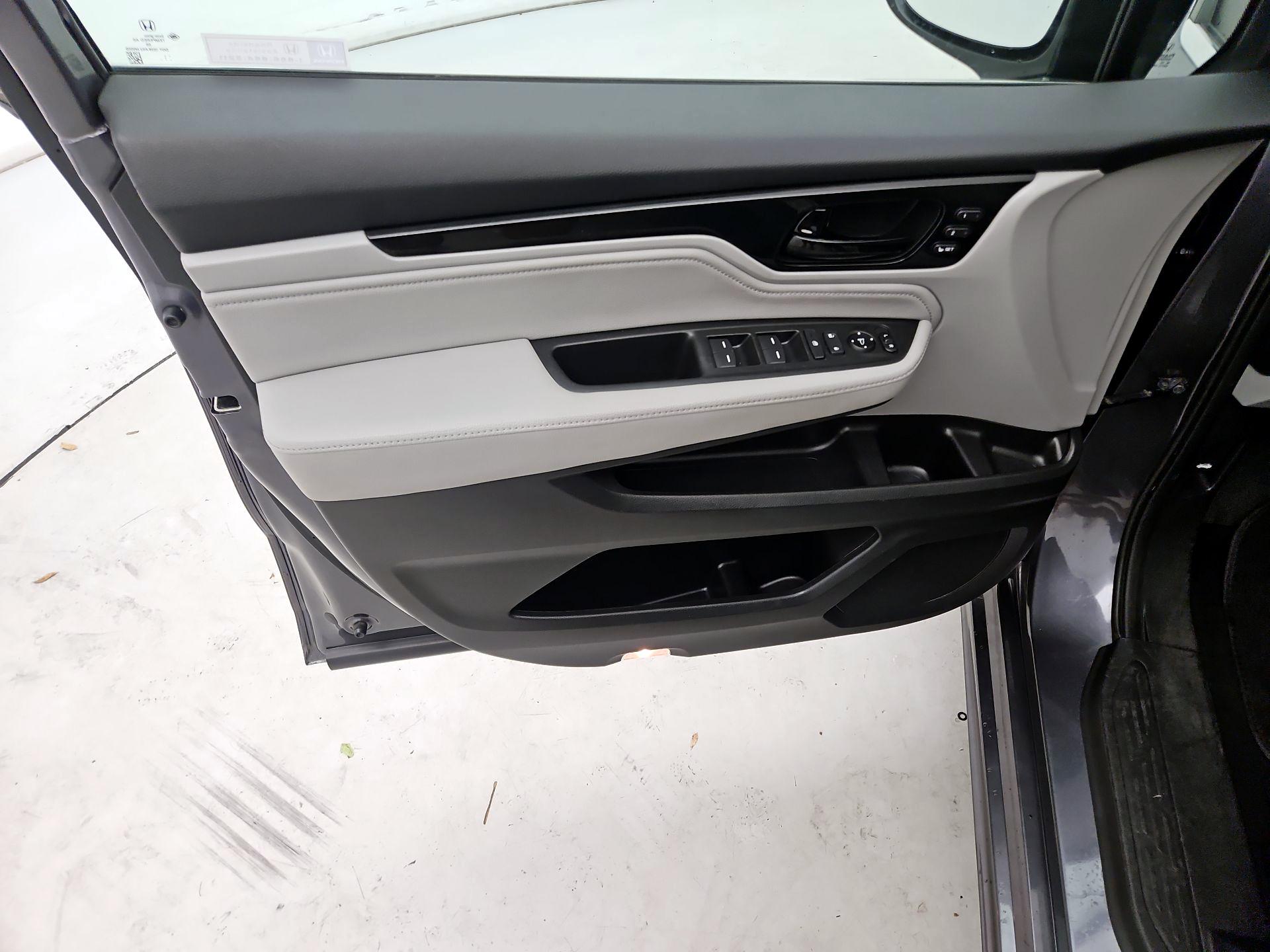 Thumbnail: 2022 Honda Odyssey - 12