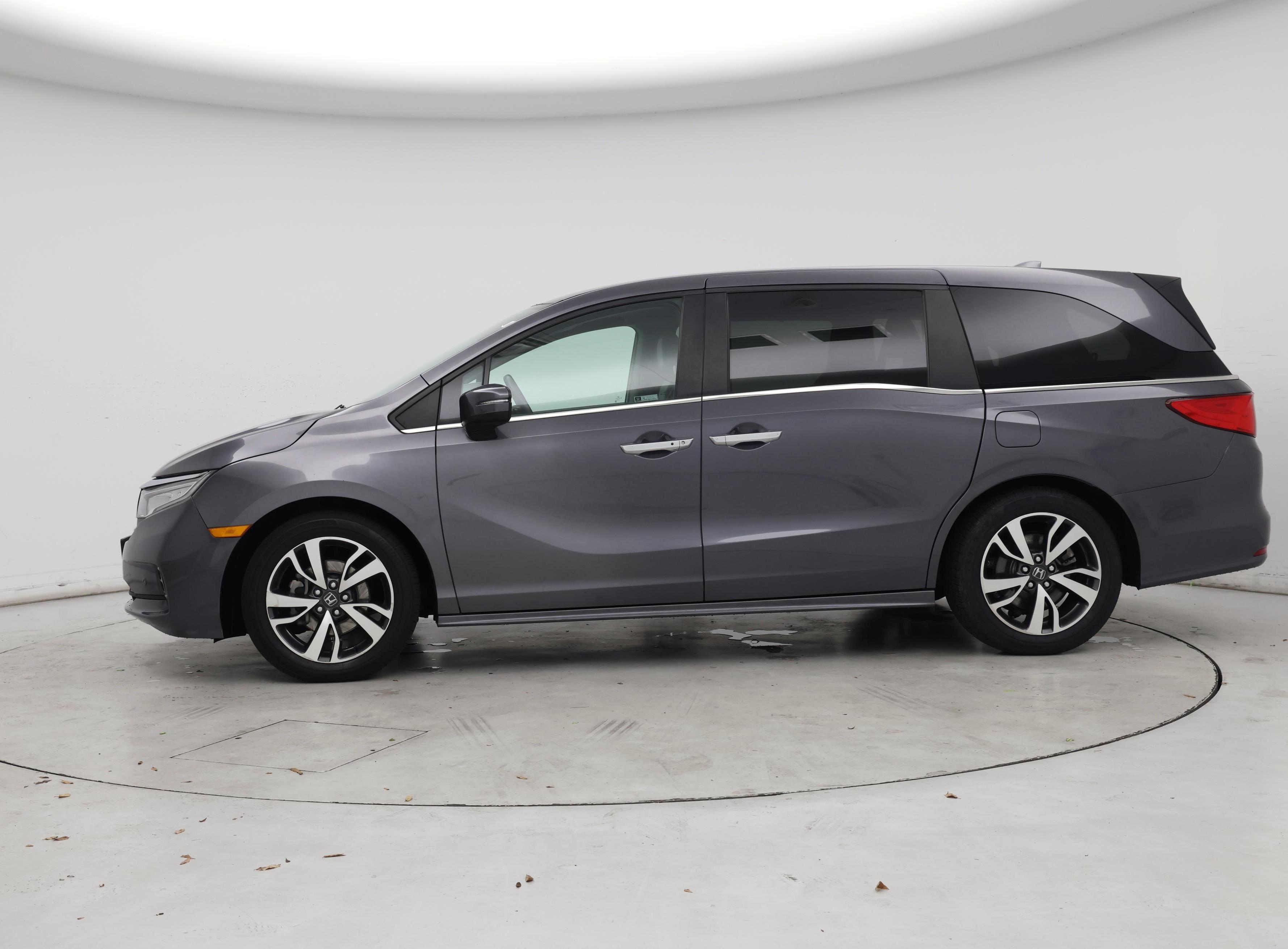 Thumbnail: 2022 Honda Odyssey - 3