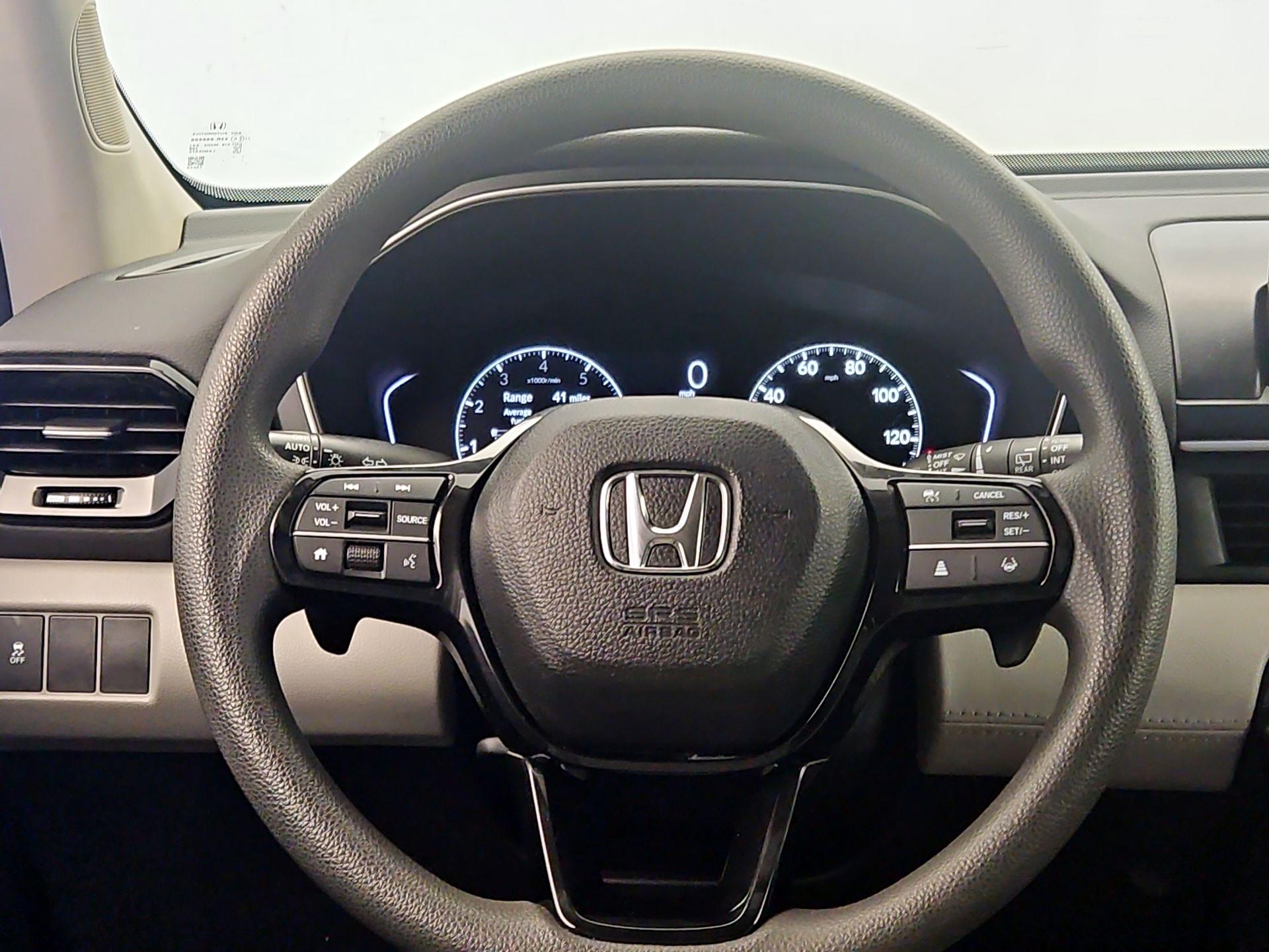 Thumbnail: 2023 Honda Pilot - 10