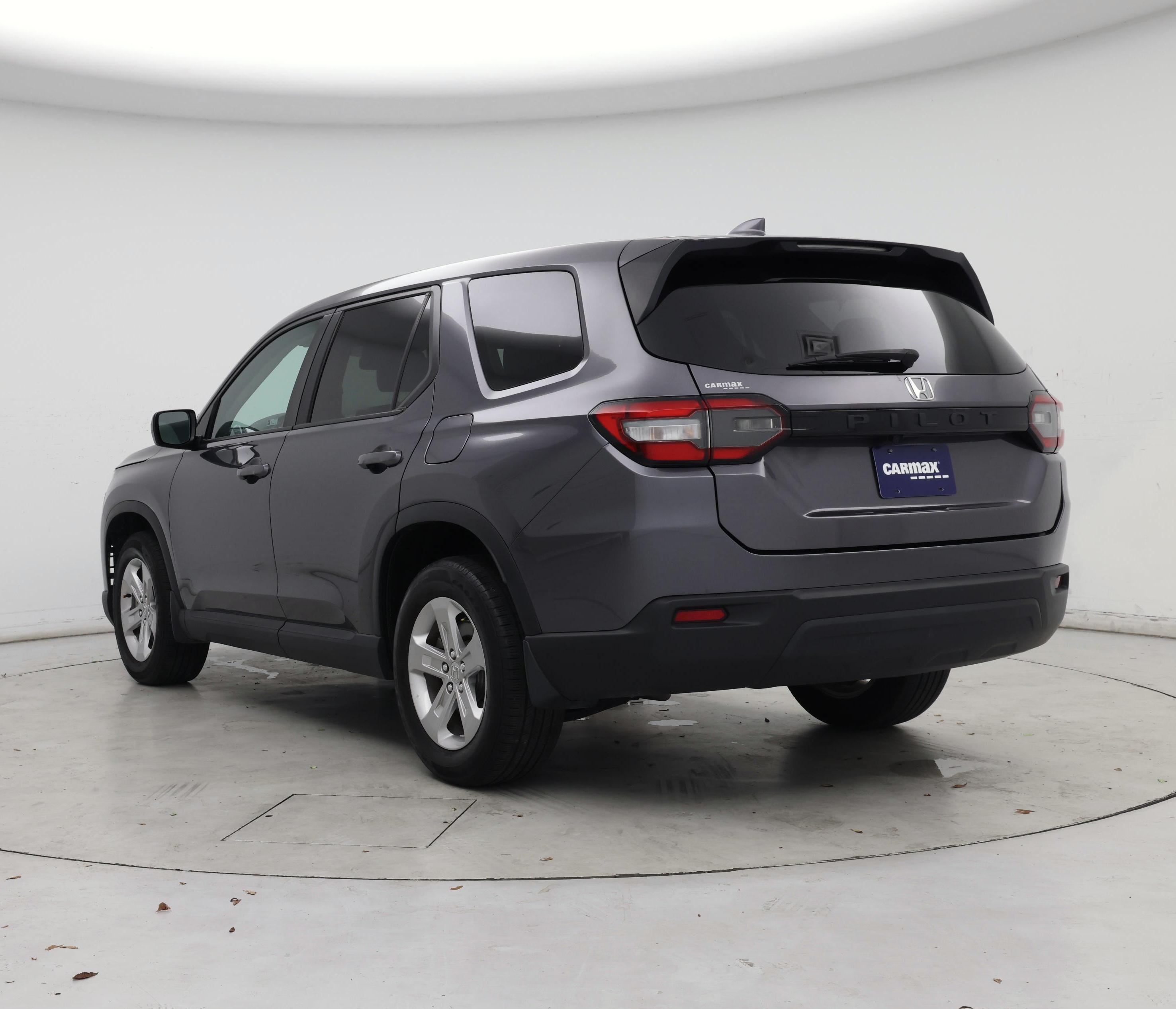 Thumbnail: 2023 Honda Pilot - 2