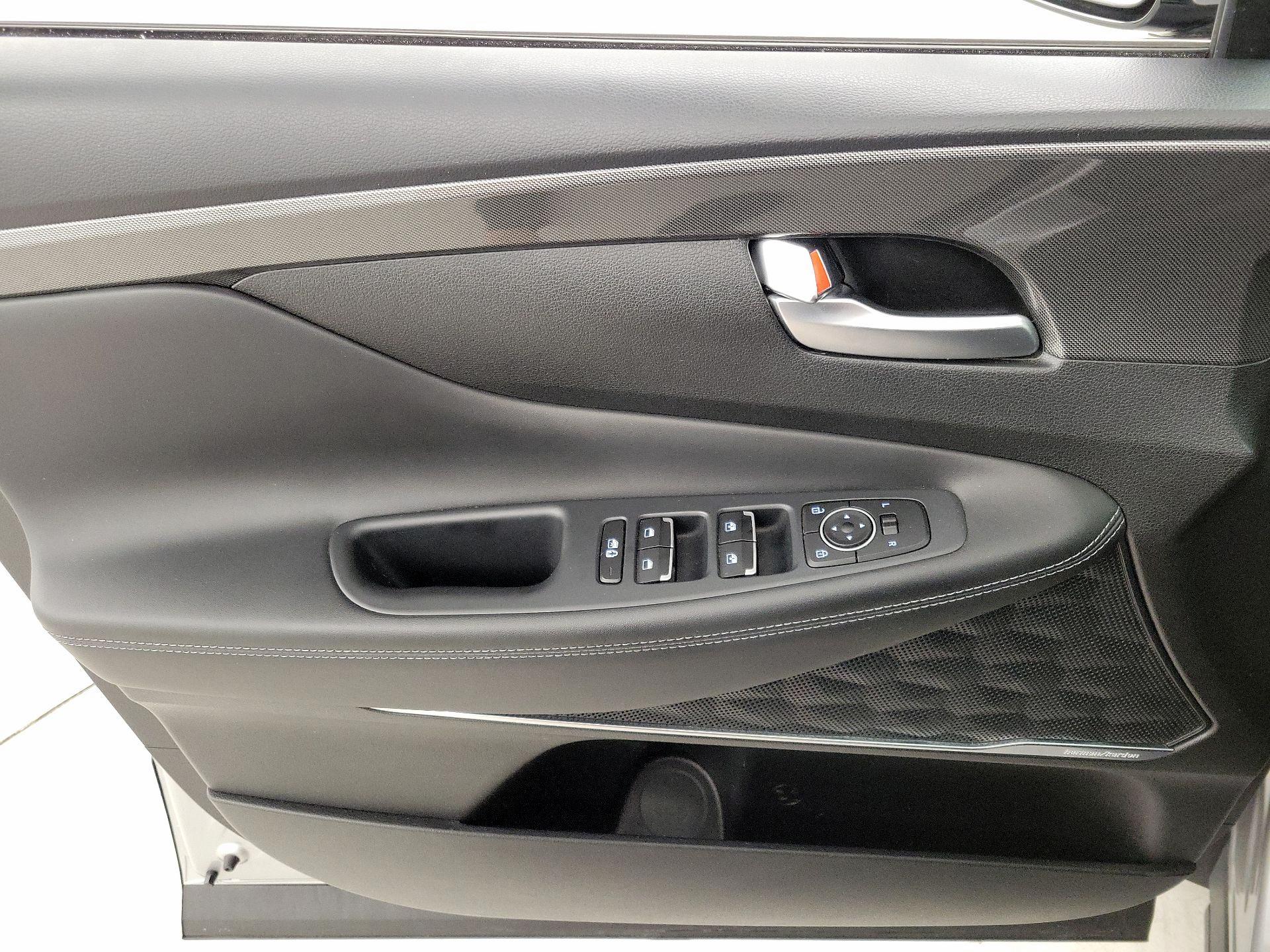 Thumbnail: 2022 Hyundai Santa Fe - 12