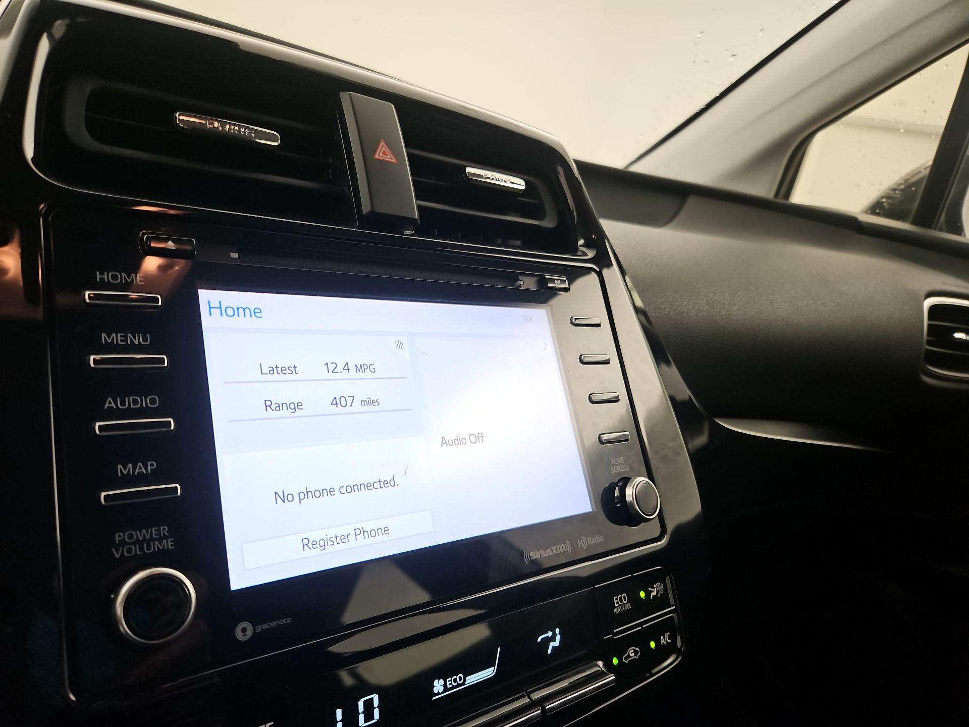 Thumbnail: 2020 Toyota Prius Prime - 15