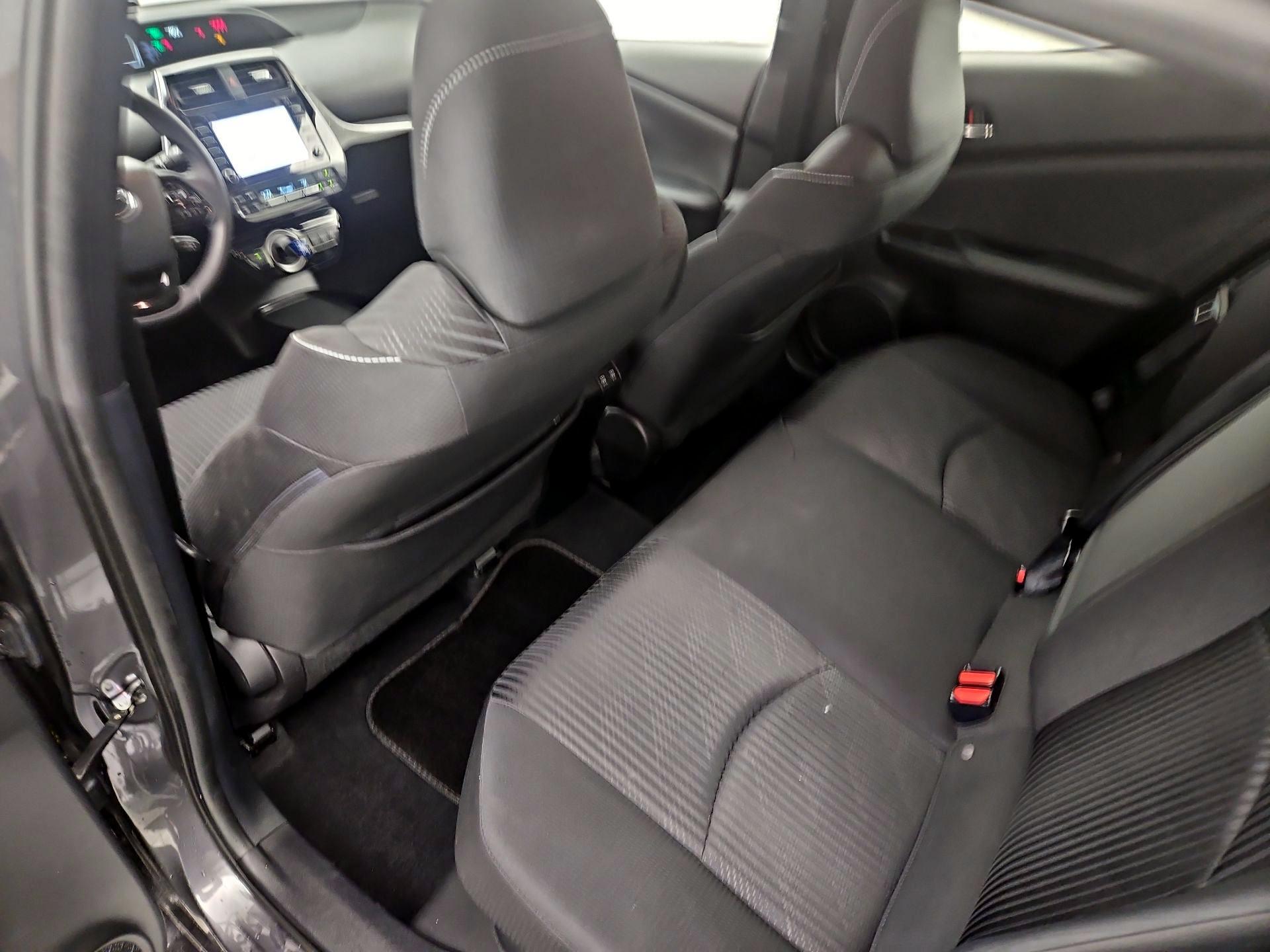 Thumbnail: 2020 Toyota Prius Prime - 19