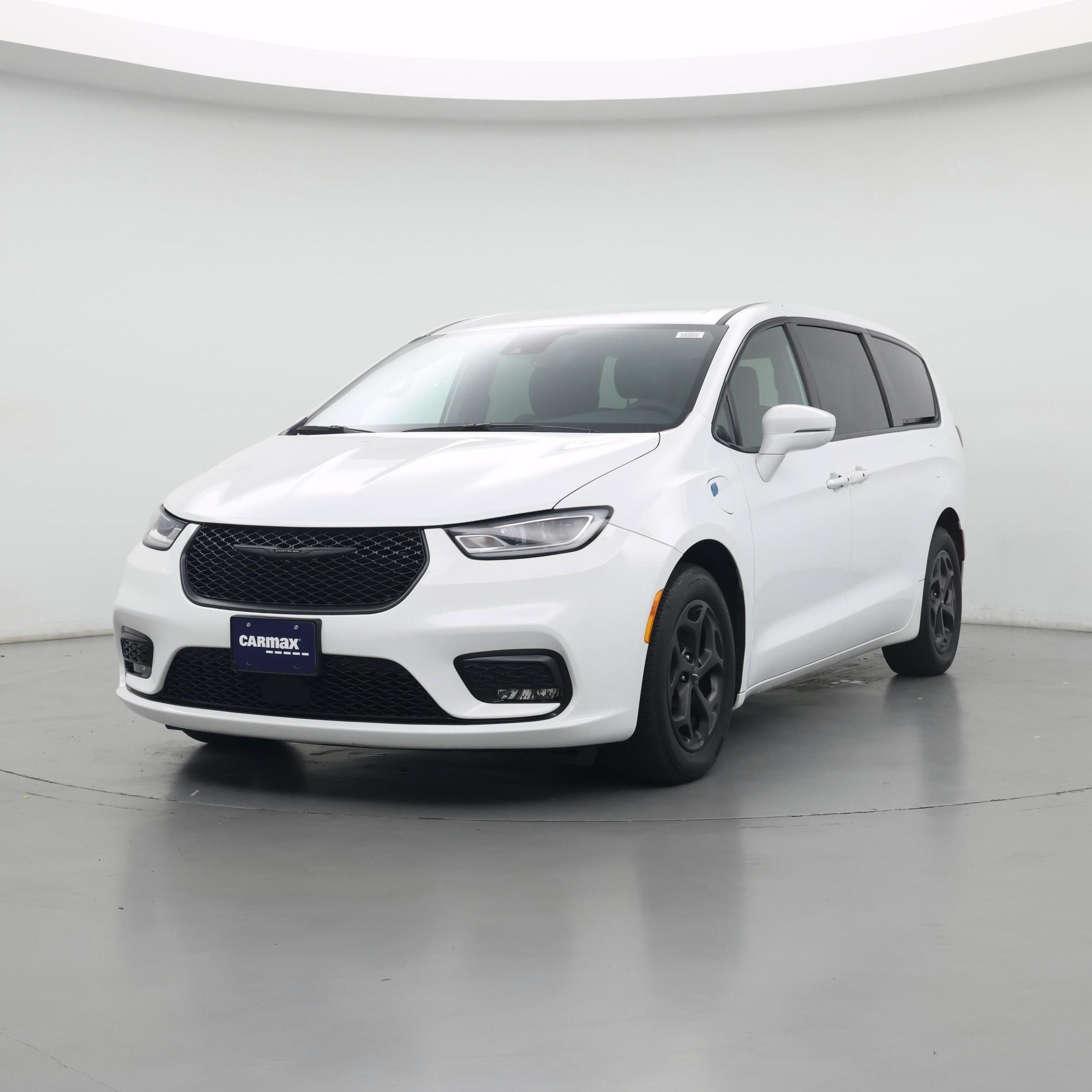 Thumbnail: 2022 Chrysler Pacifica - 4