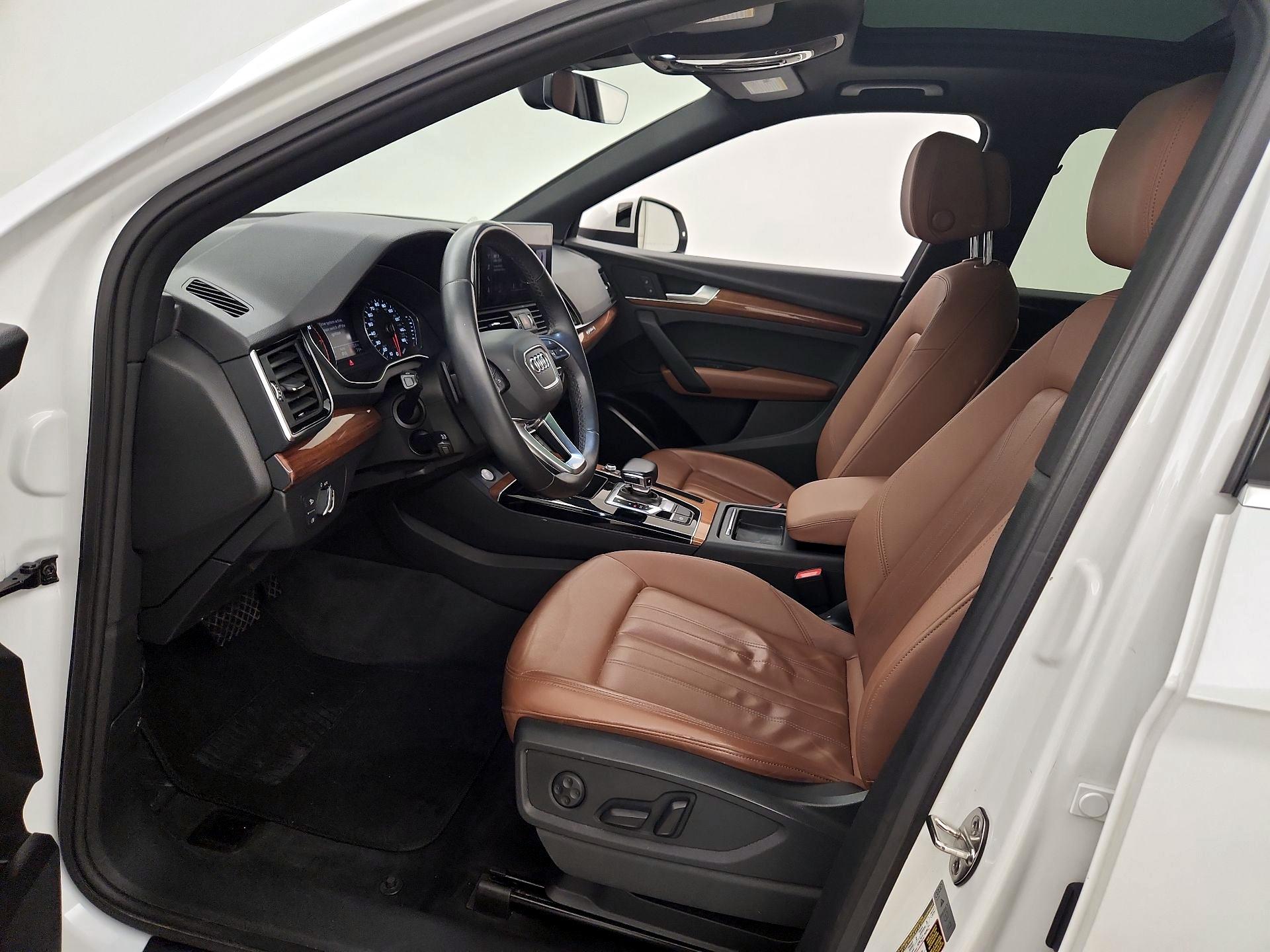 Thumbnail: 2021 Audi Q5 - 11