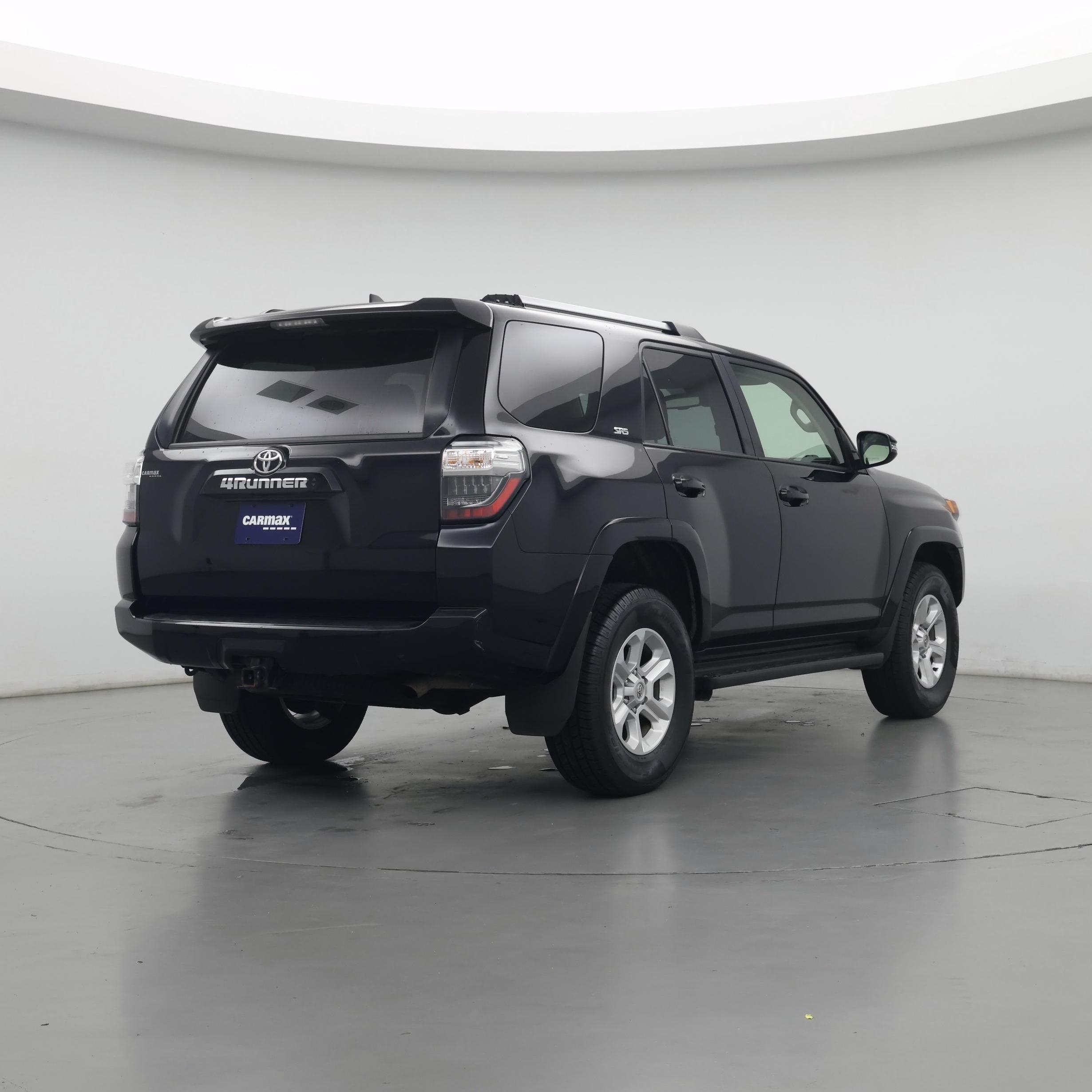 Thumbnail: 2024 Toyota 4Runner - 8