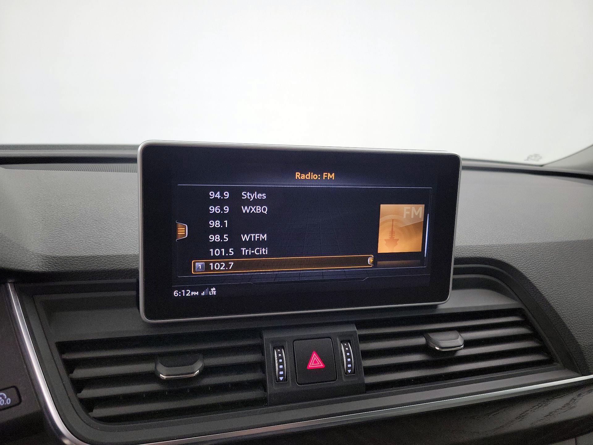 Thumbnail: 2020 Audi Q5 - 16