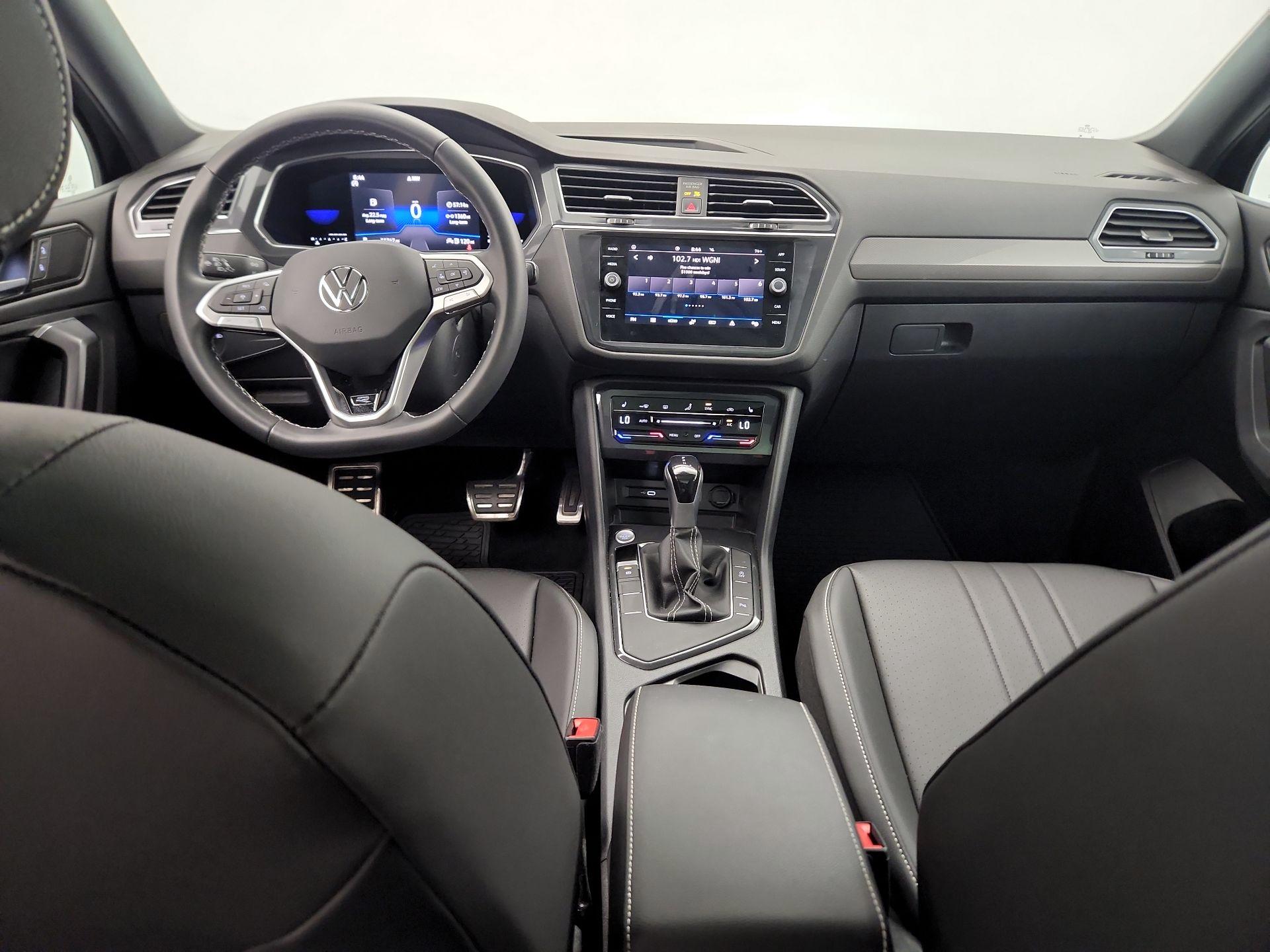 Thumbnail: 2023 Volkswagen Tiguan - 9