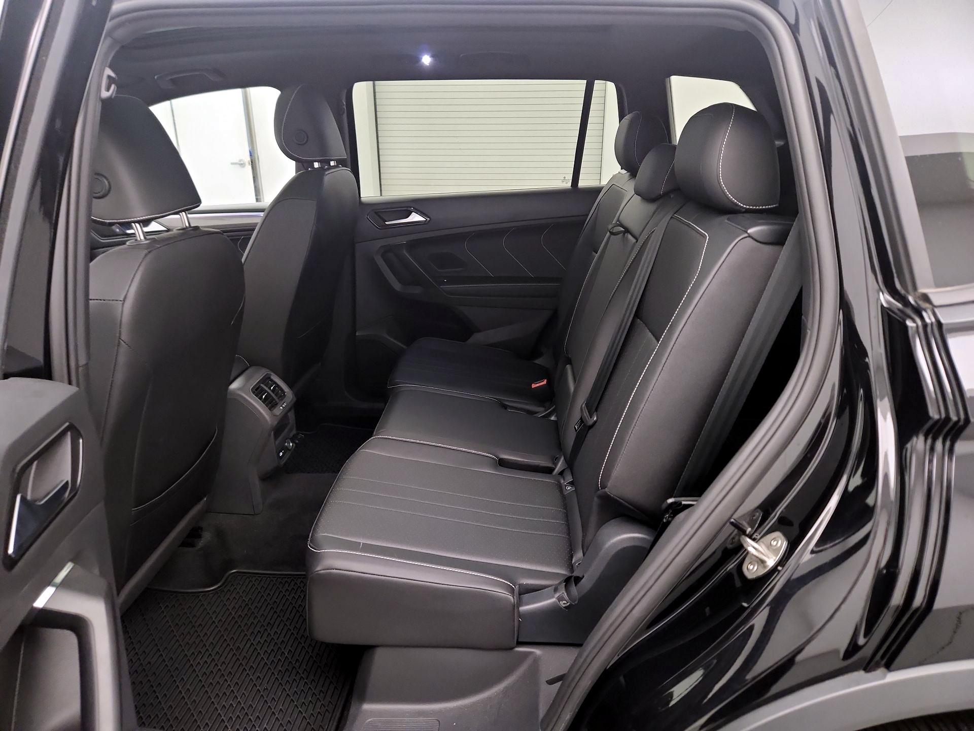 Thumbnail: 2023 Volkswagen Tiguan - 20