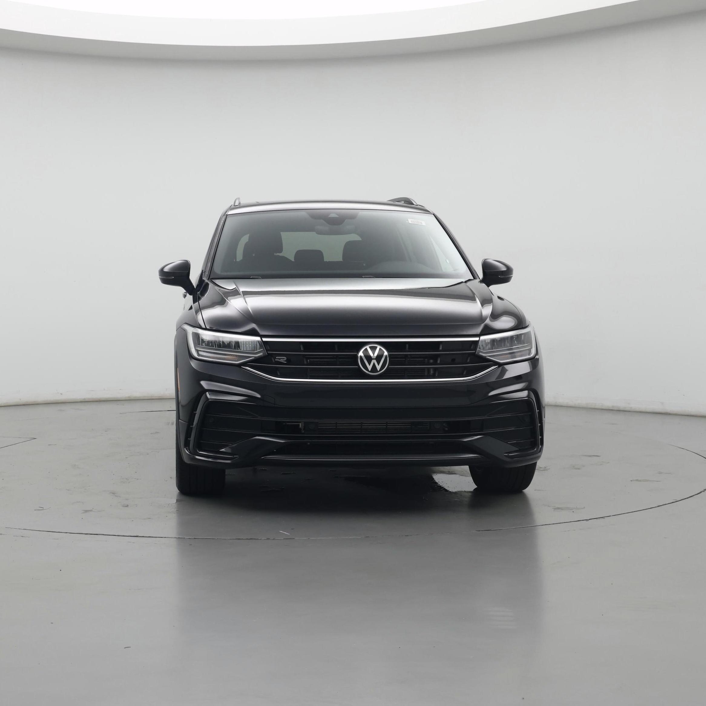 Thumbnail: 2023 Volkswagen Tiguan - 5