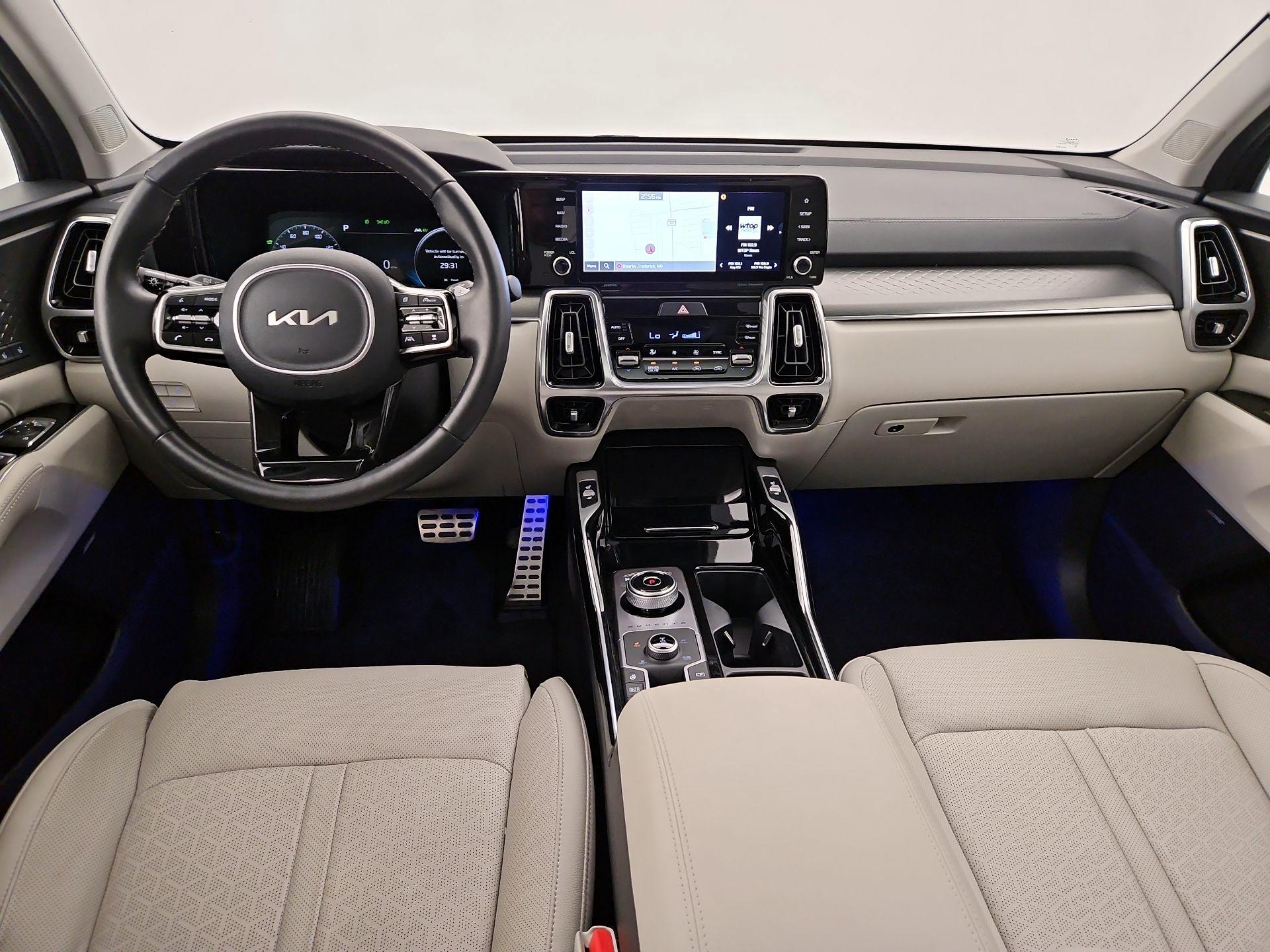 Thumbnail: 2023 Kia Sorento - 9