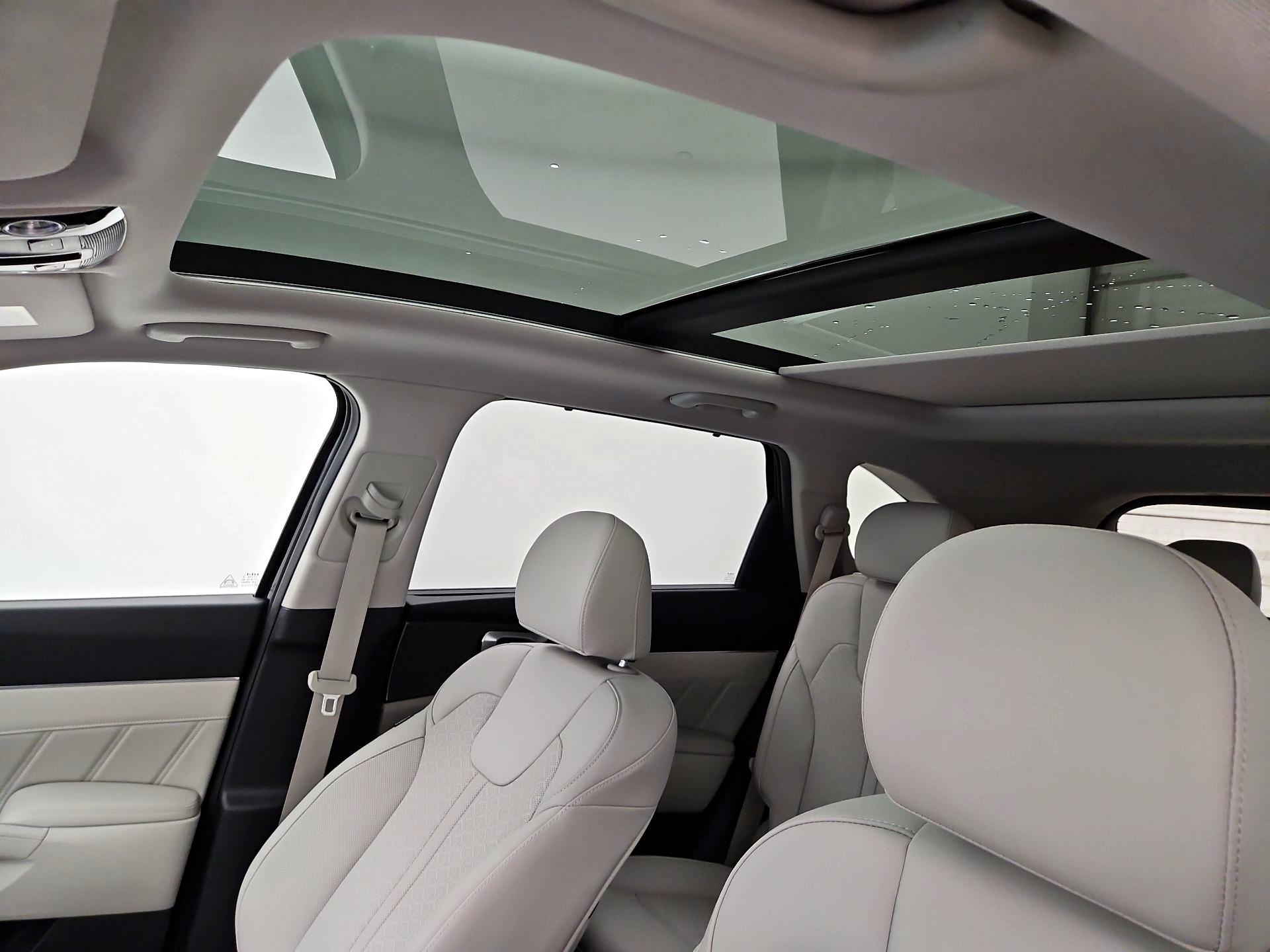 Thumbnail: 2023 Kia Sorento - 20
