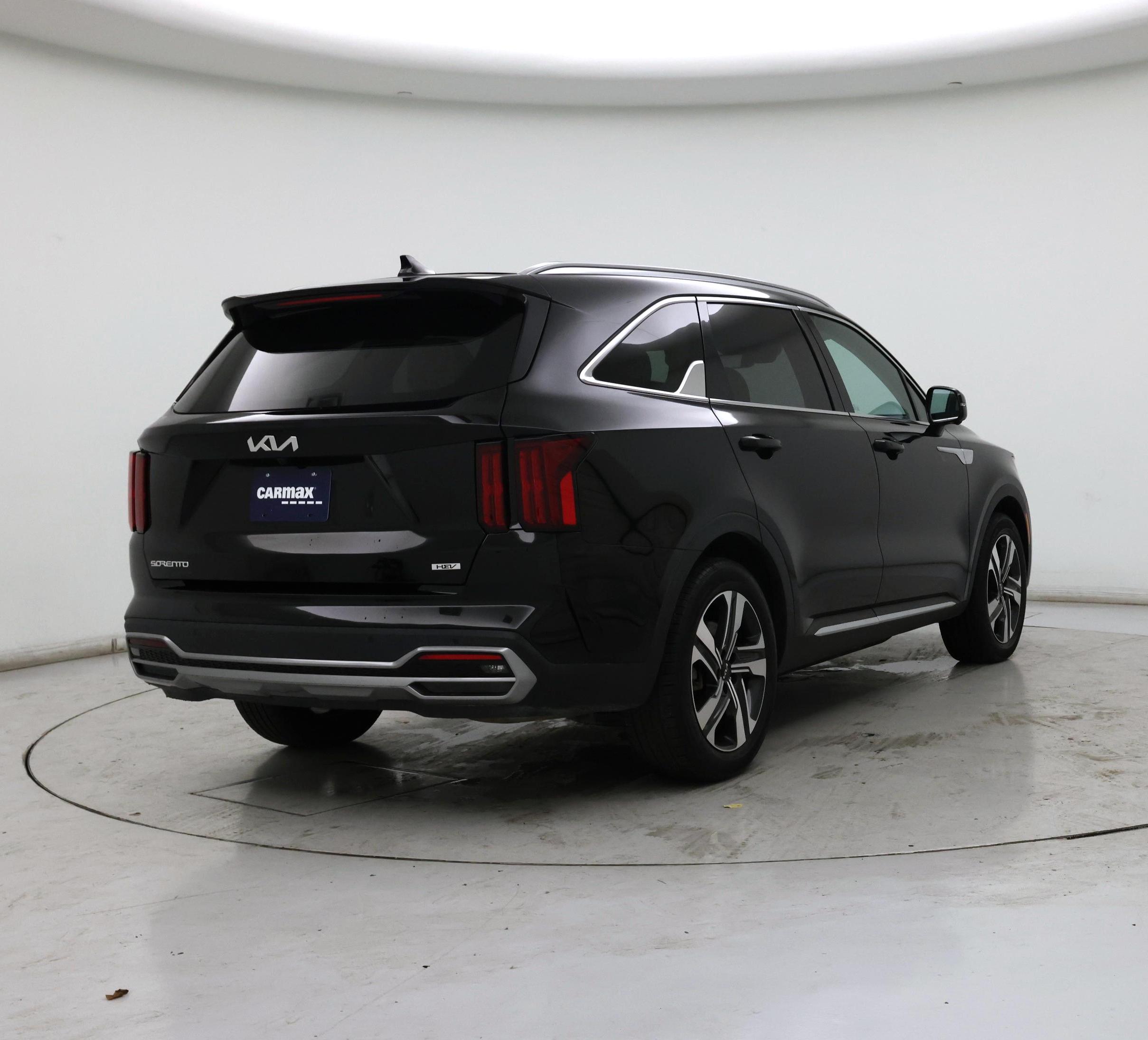 Thumbnail: 2023 Kia Sorento - 8