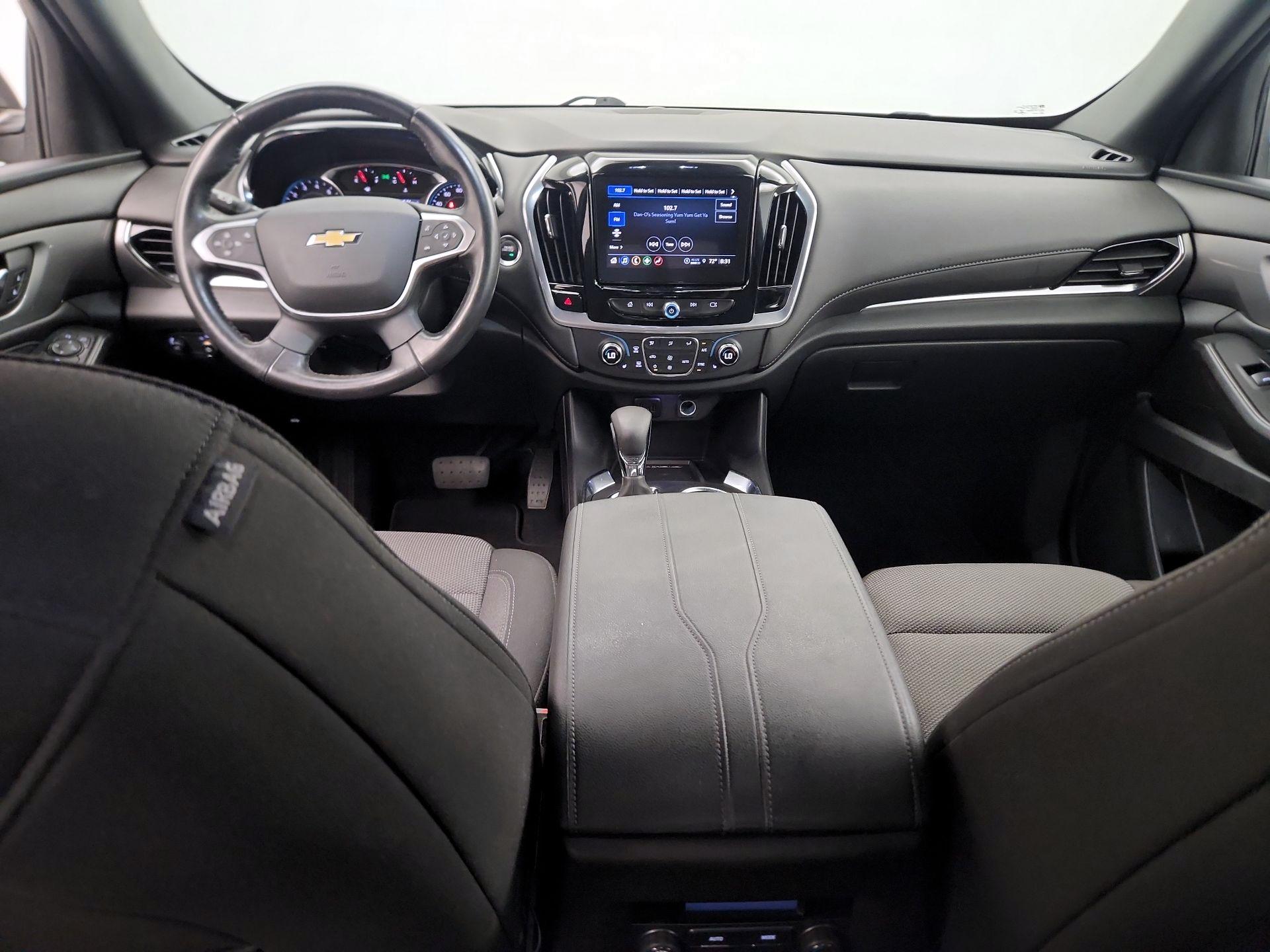 Thumbnail: 2022 Chevrolet Traverse - 9