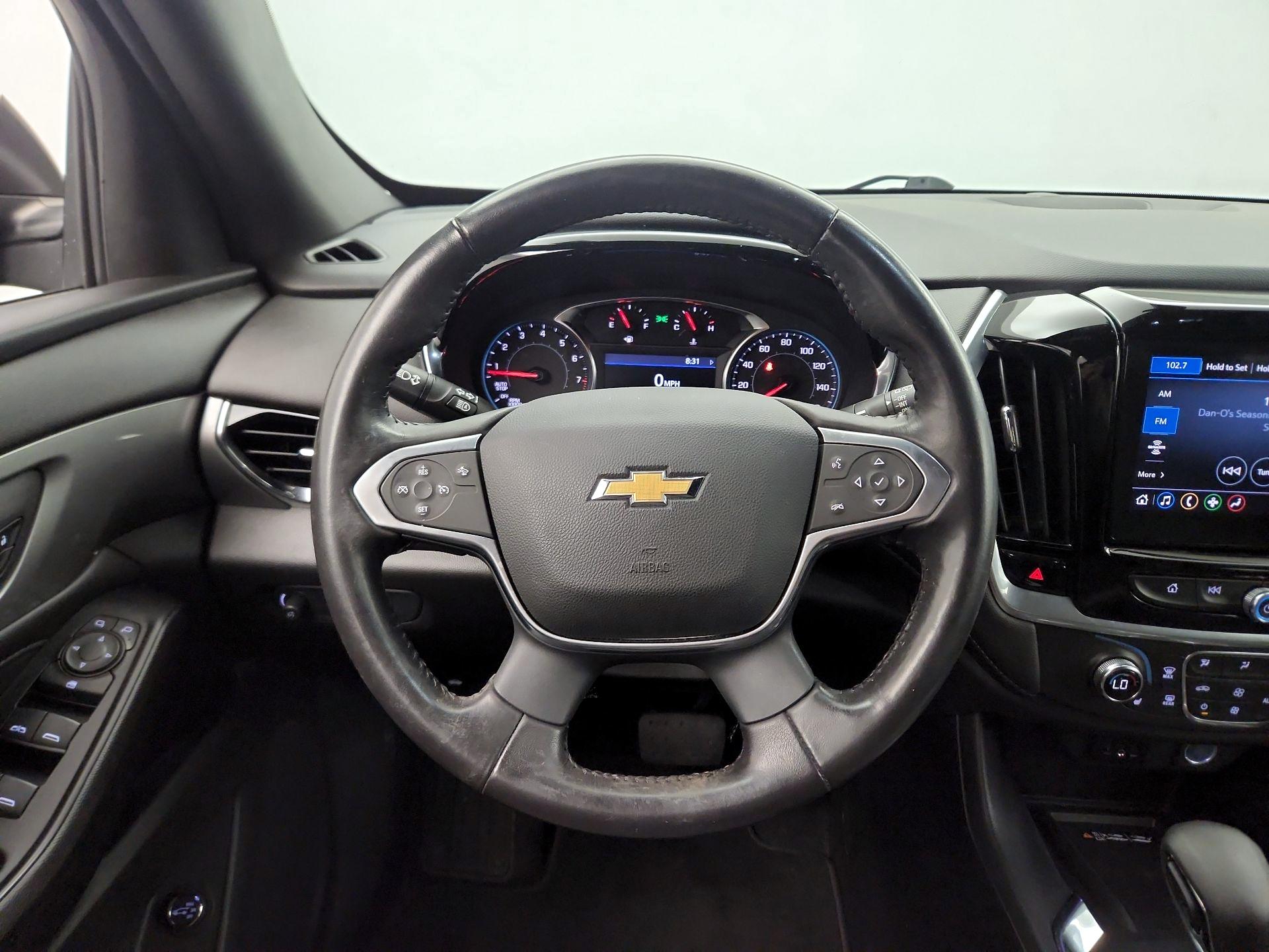 Thumbnail: 2022 Chevrolet Traverse - 10