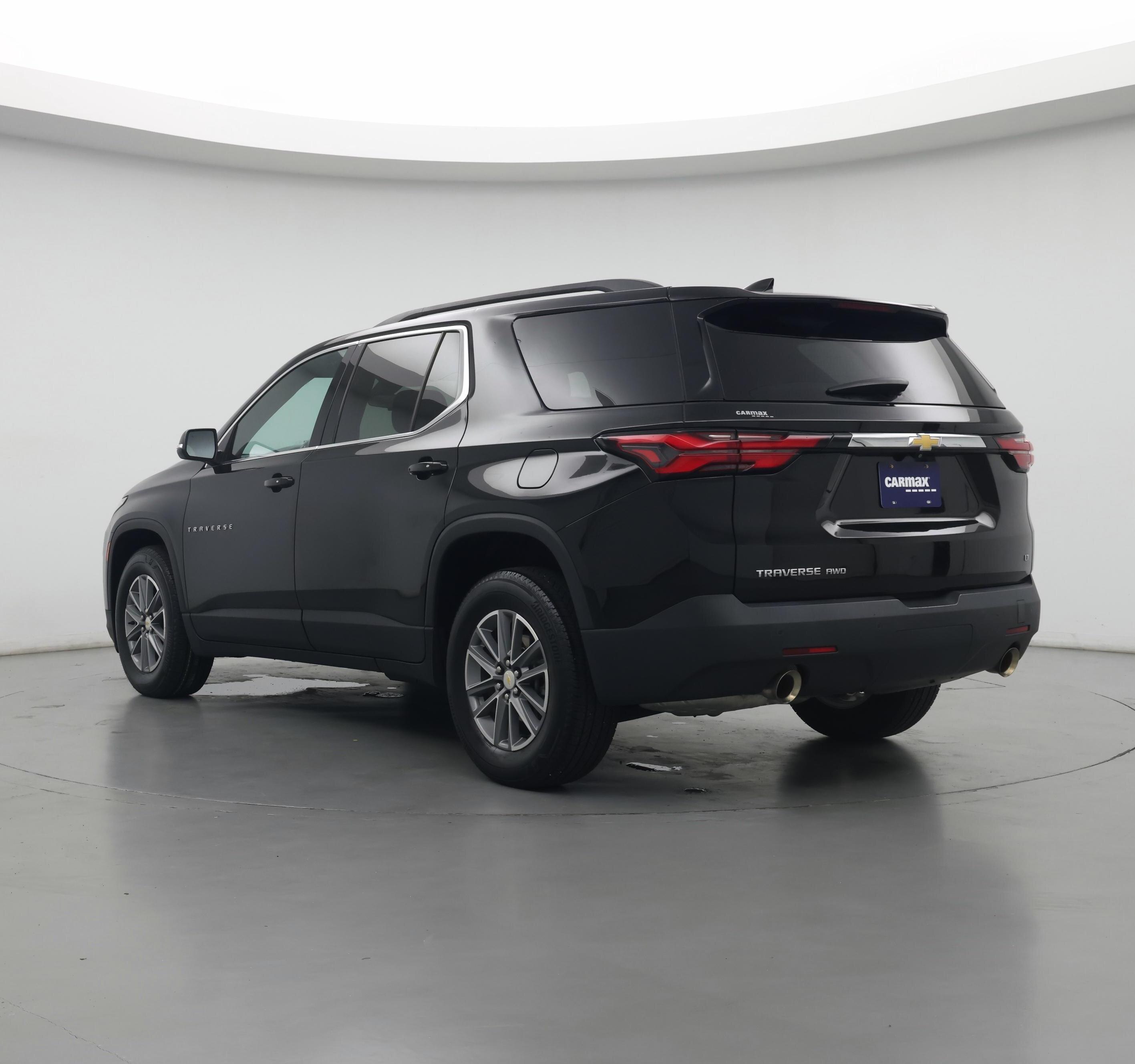 Thumbnail: 2022 Chevrolet Traverse - 2