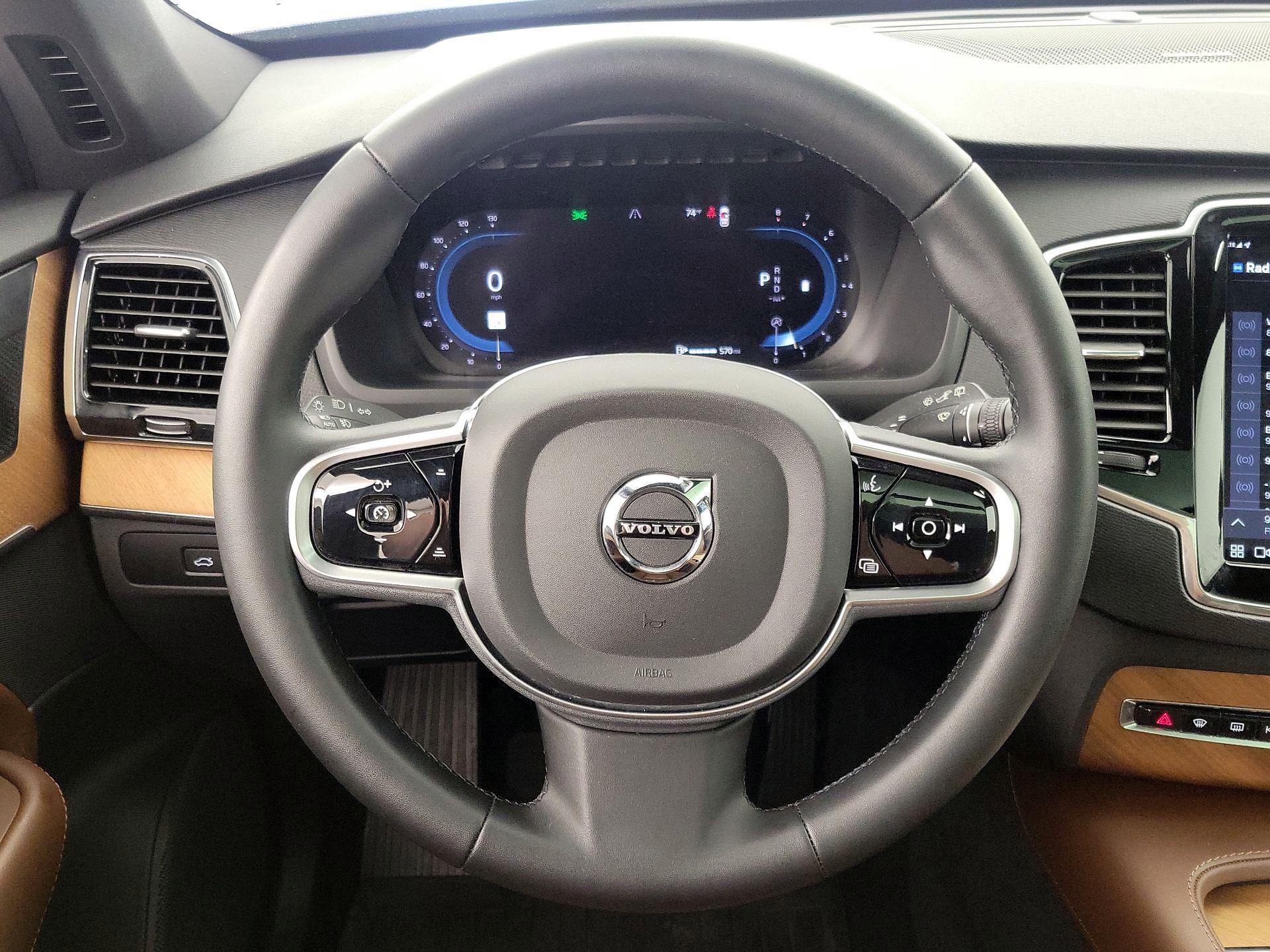Thumbnail: 2023 Volvo XC90 - 10