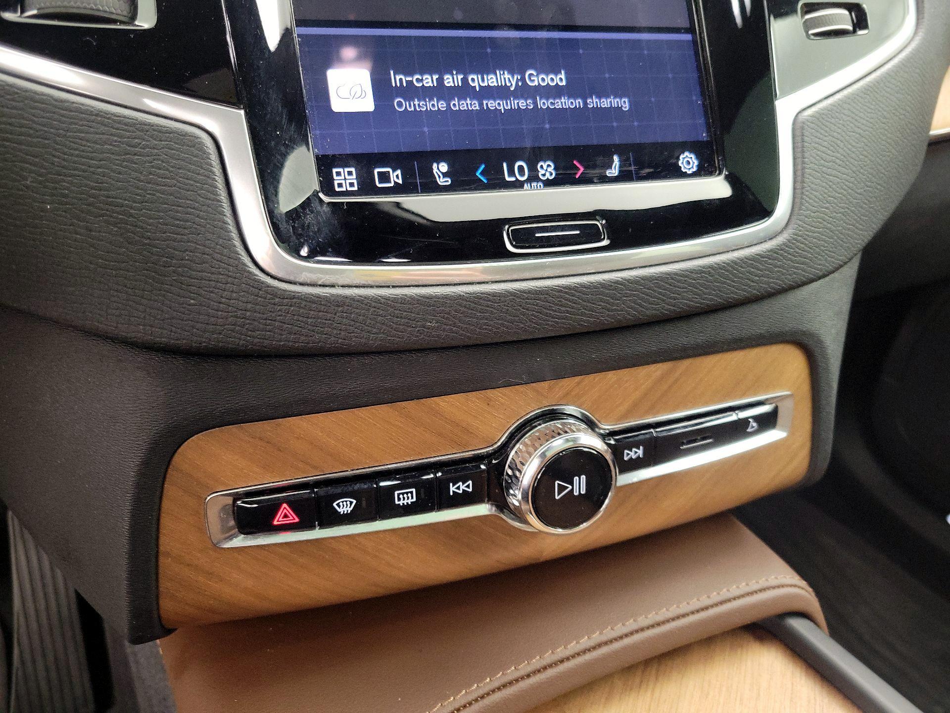 Thumbnail: 2023 Volvo XC90 - 16
