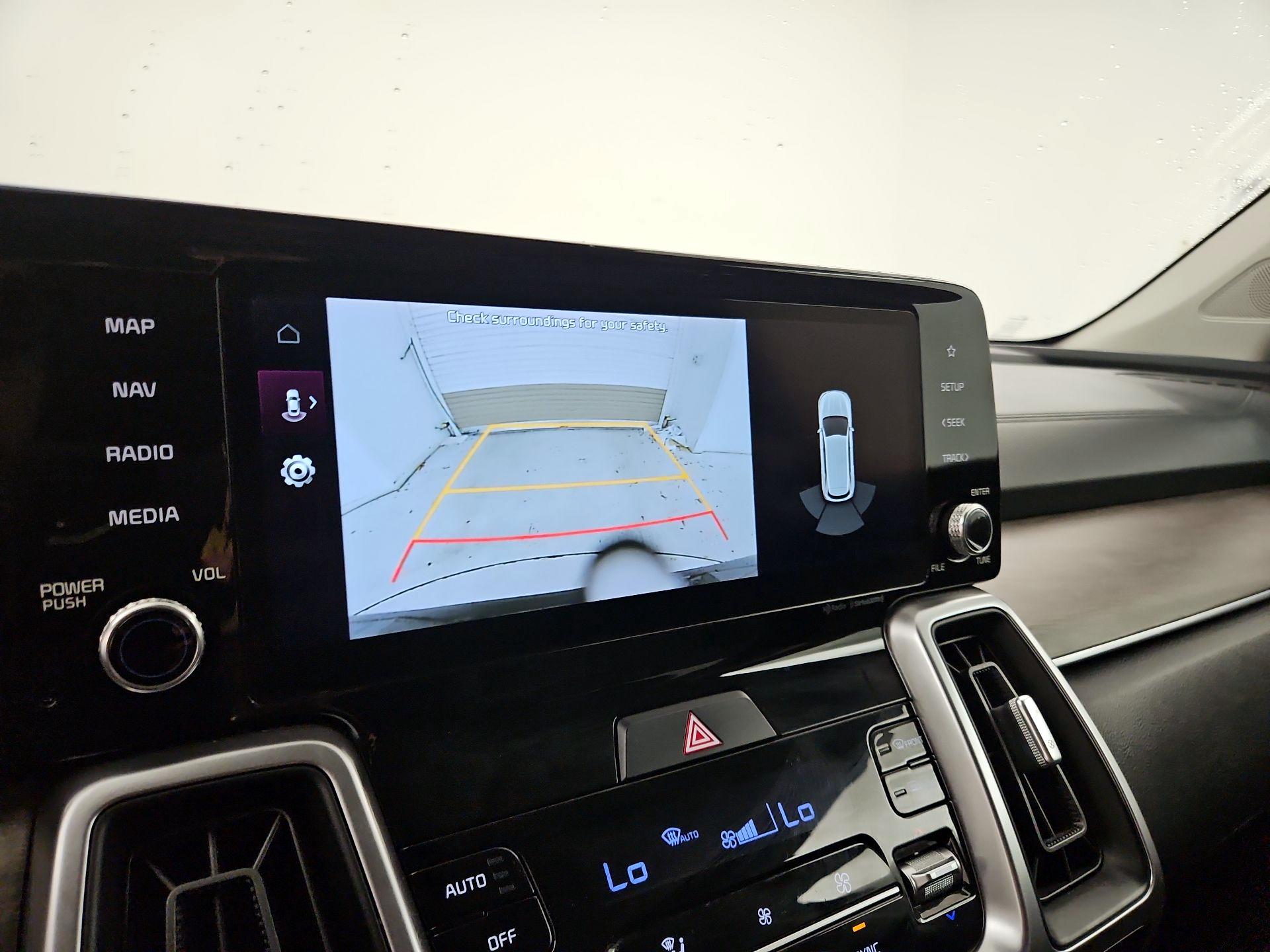 Thumbnail: 2022 Kia Sorento - 14