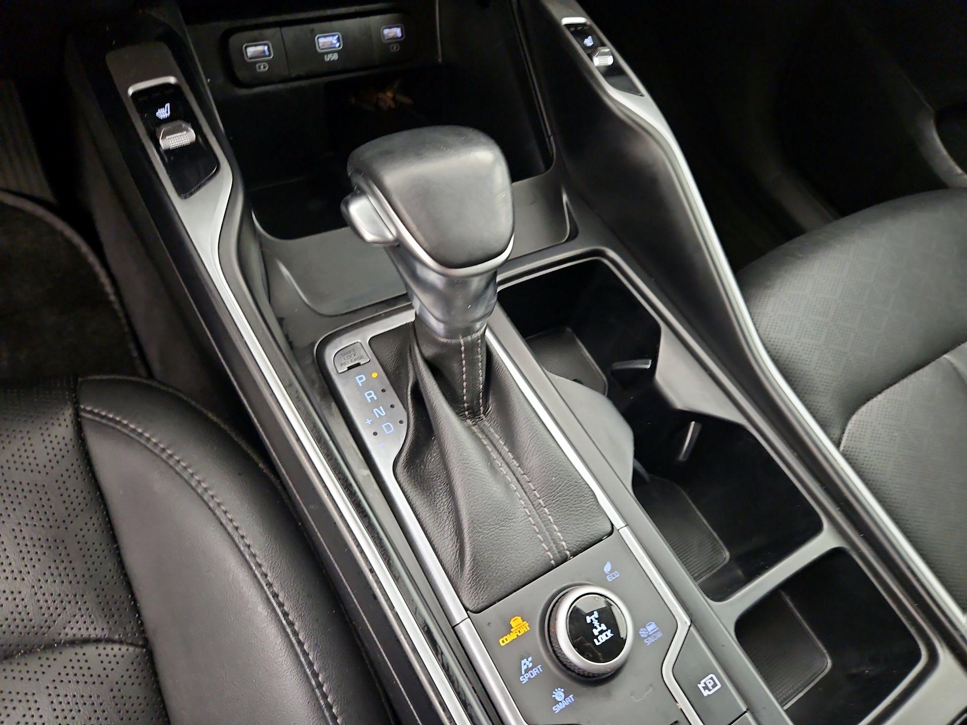 Thumbnail: 2022 Kia Sorento - 17