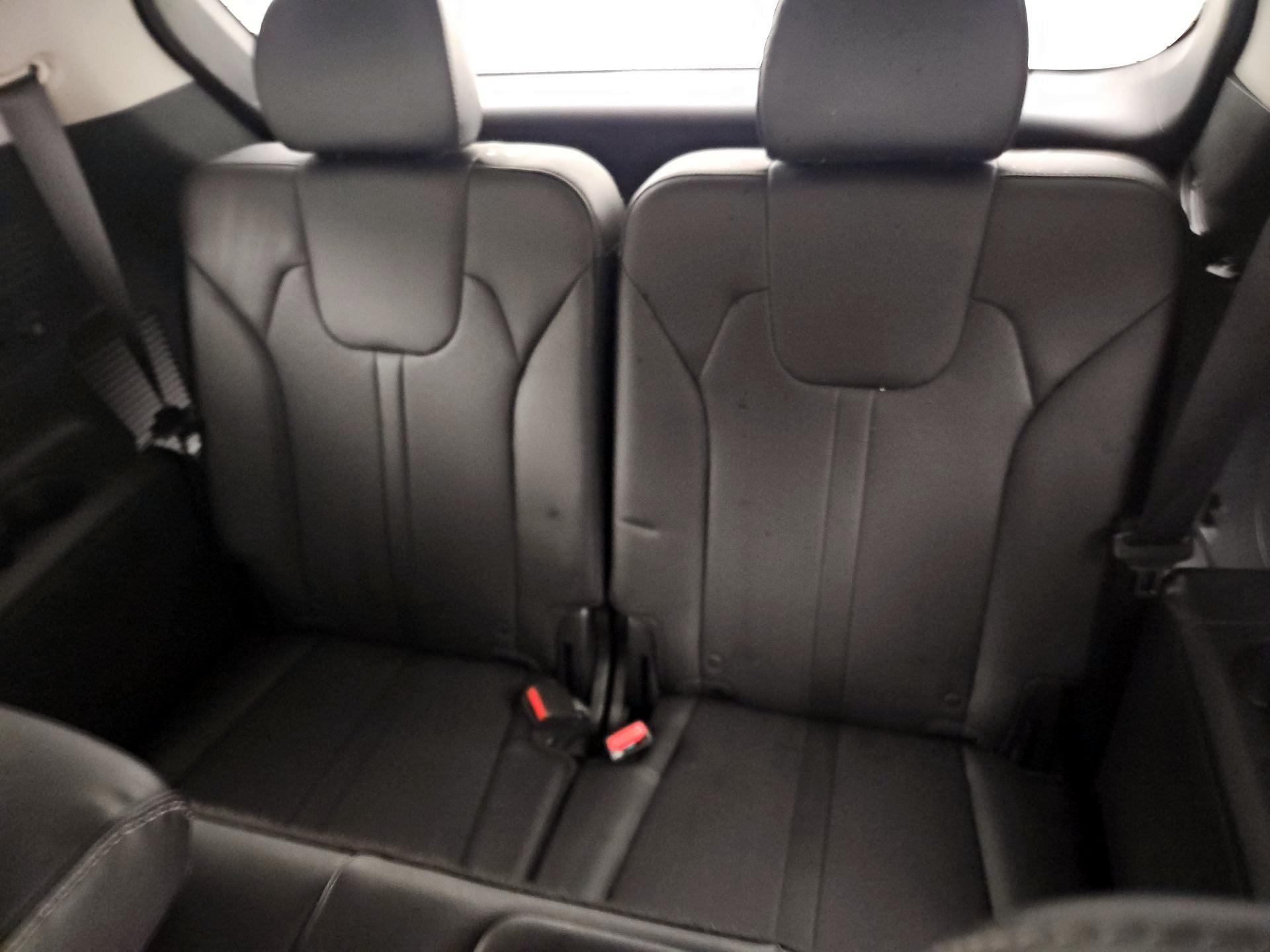 Thumbnail: 2022 Kia Sorento - 20