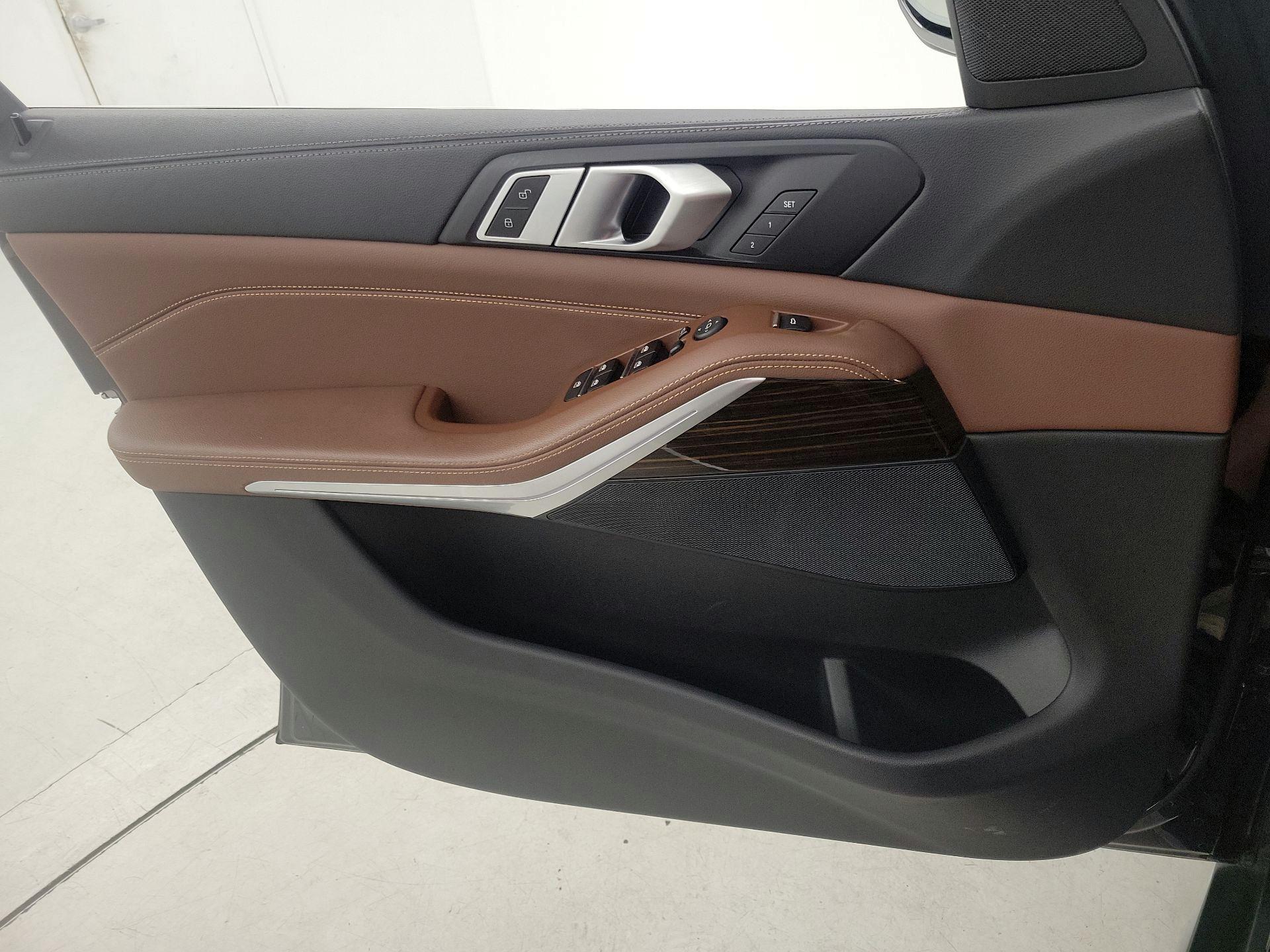 Thumbnail: 2020 BMW X5 - 12