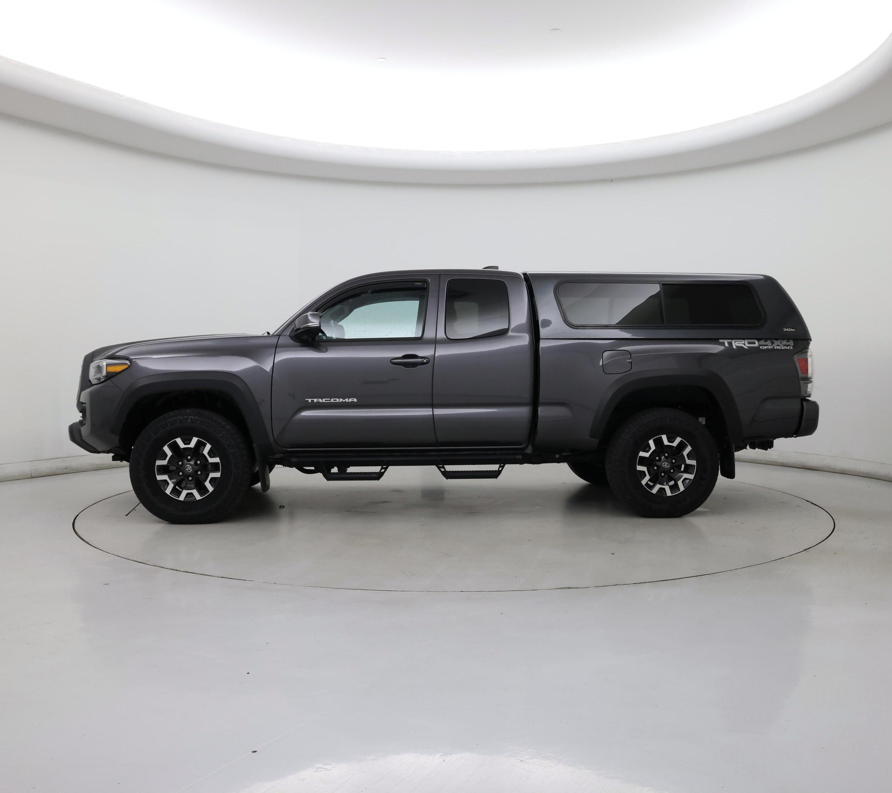 Thumbnail: 2023 Toyota Tacoma - 3